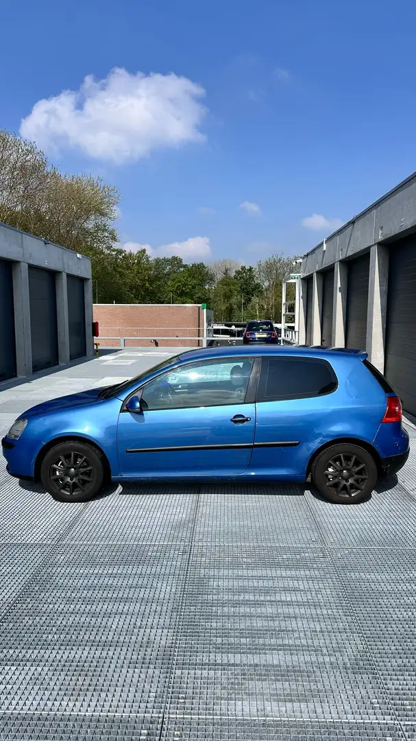 Volkswagen Golf 1.6 FSI Comfortline Blauw - 2