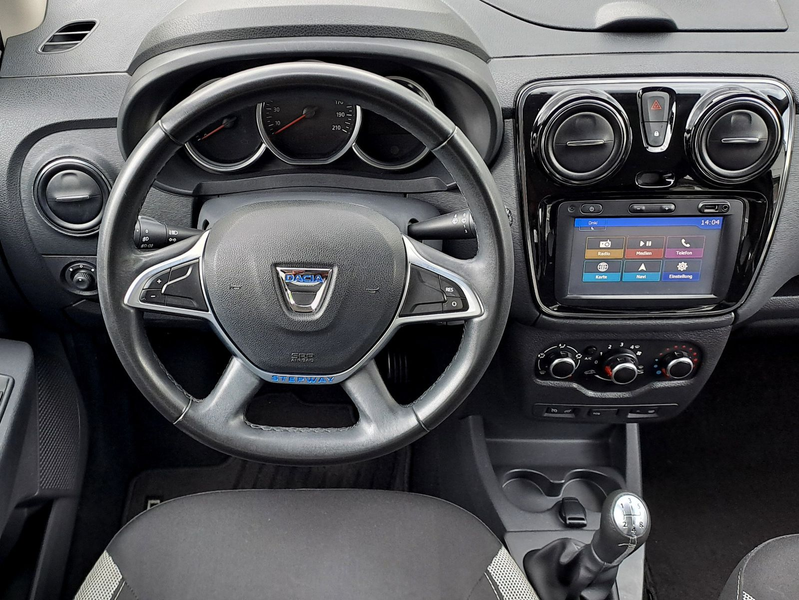 Dacia Lodgy TCe 115 Stepway (7 Sitze, AHZV, 1. Hand) — photo 11