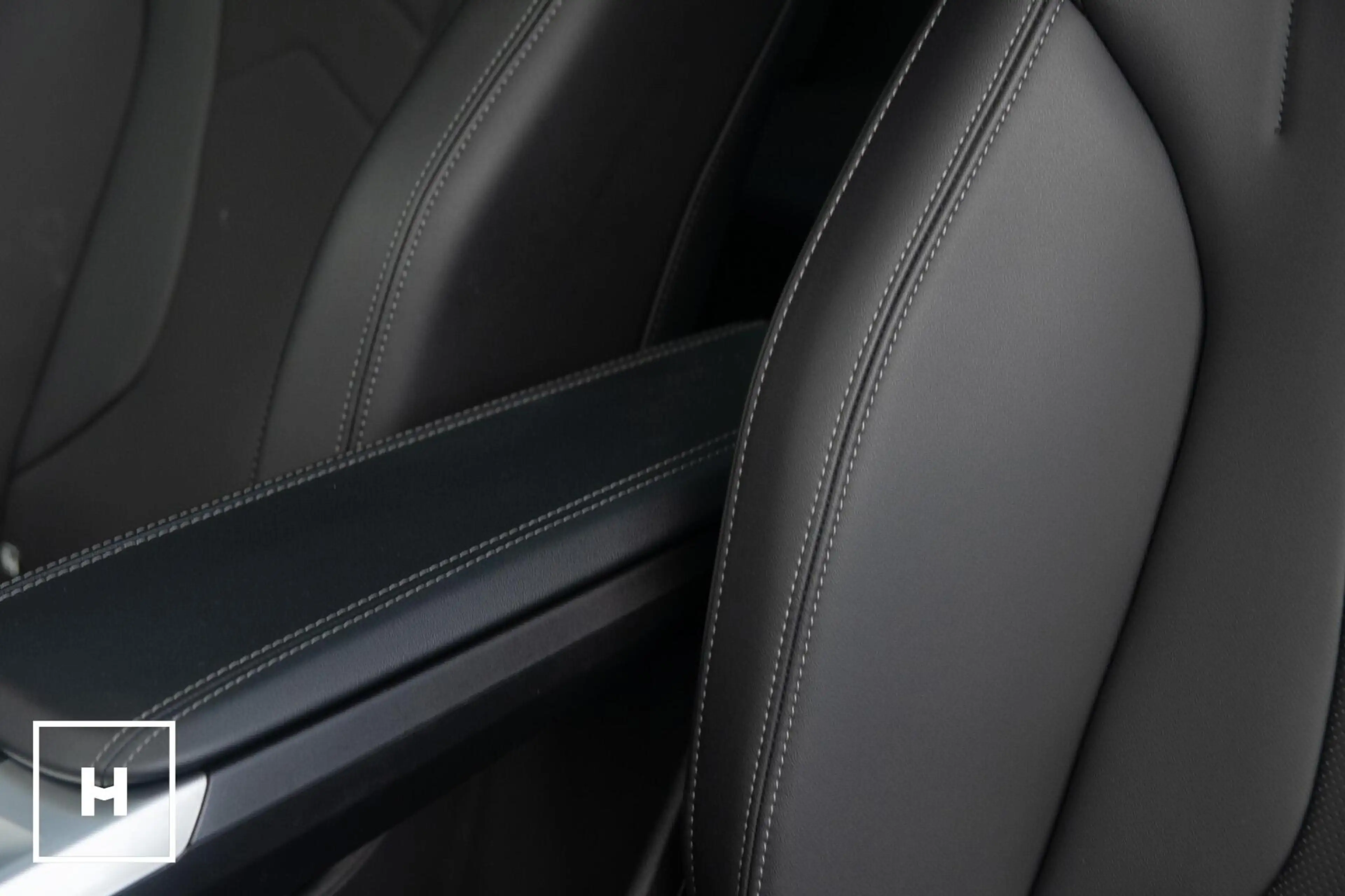 BMW 225 2-serie Active Tourer 225e xDrive M-Sport | Pano | — photo 11