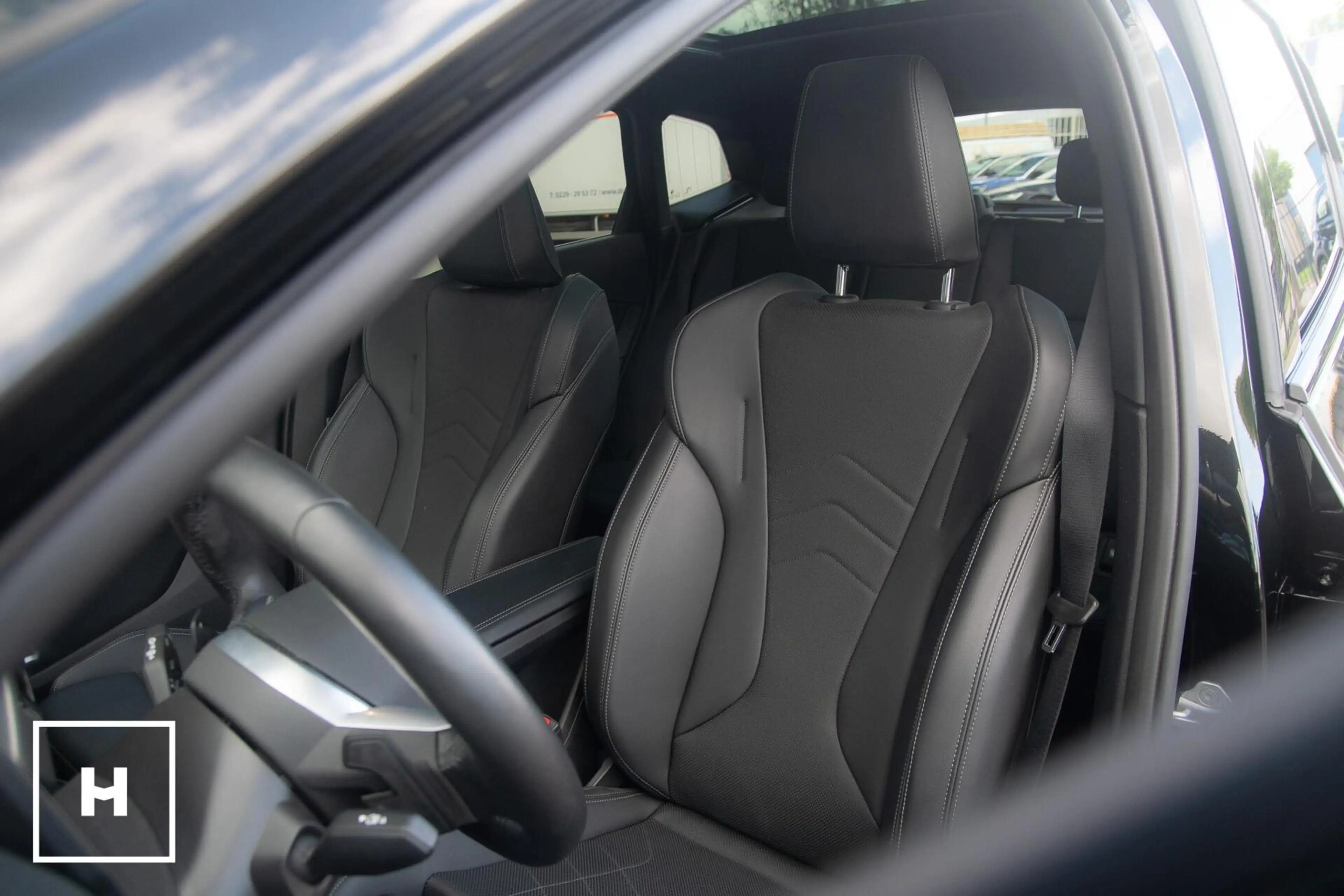 BMW 225 2-serie Active Tourer 225e xDrive M-Sport | Pano | — photo 33