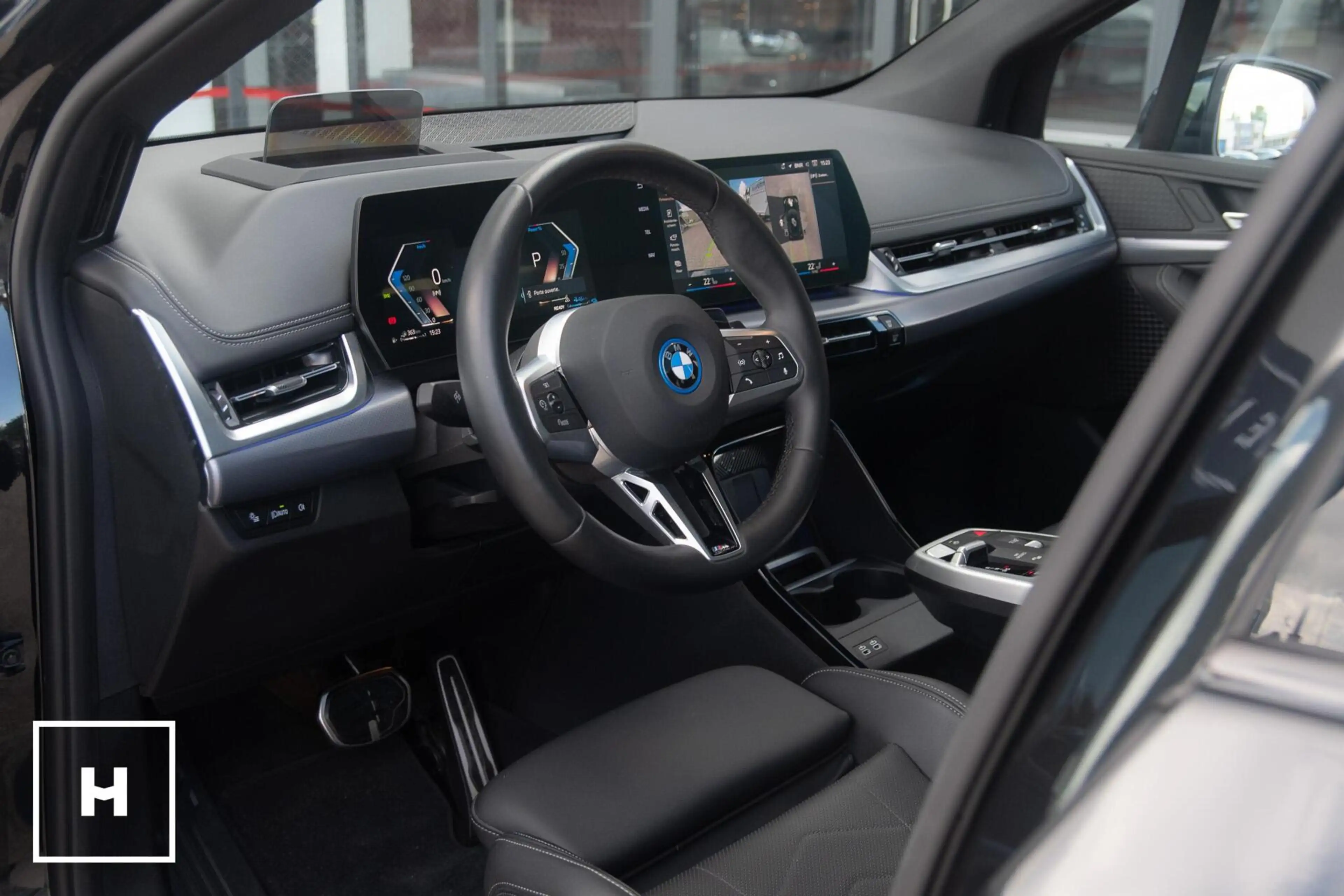BMW 225 2-serie Active Tourer 225e xDrive M-Sport | Pano | — photo 2