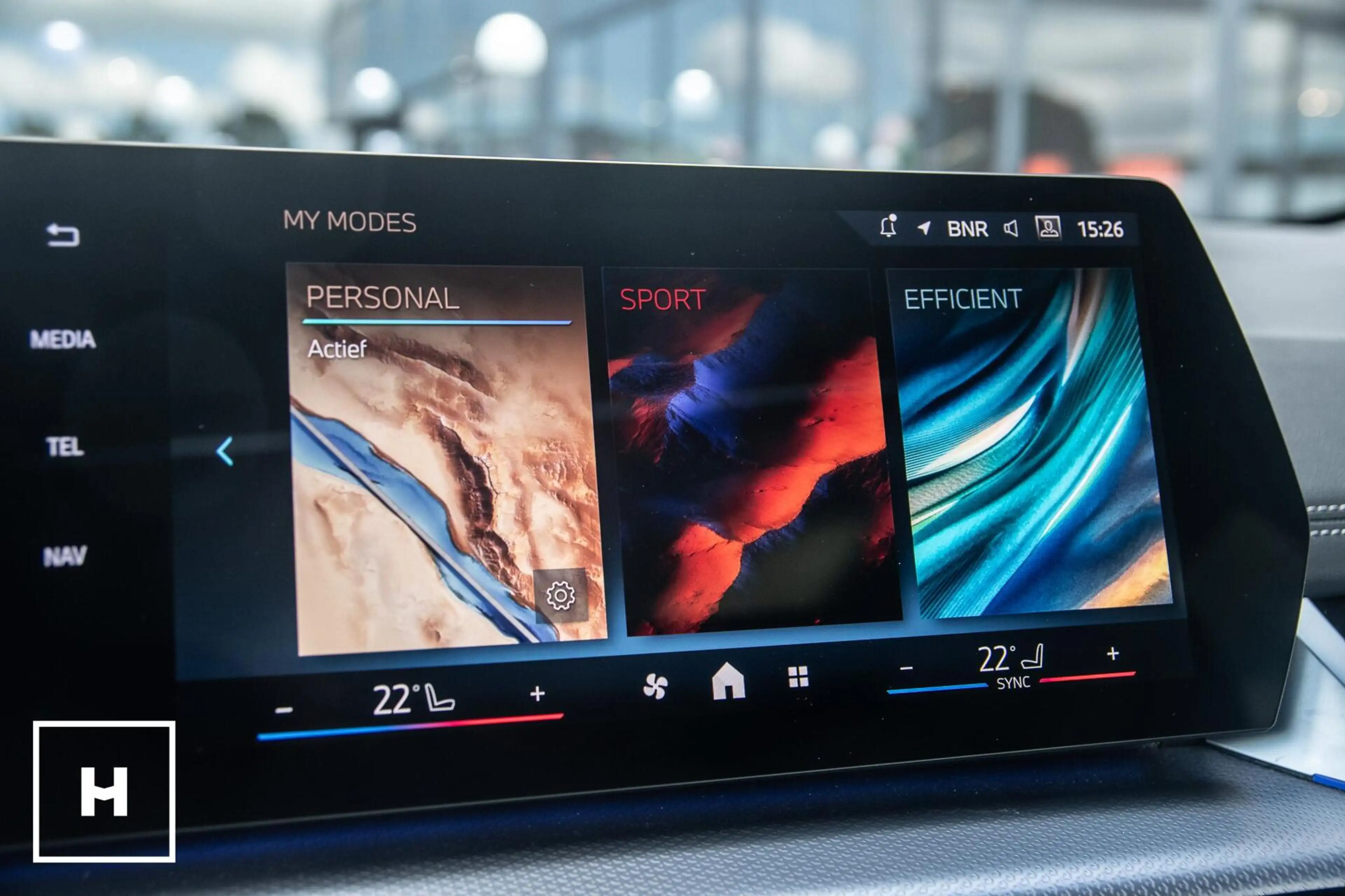 BMW 225 2-serie Active Tourer 225e xDrive M-Sport | Pano | — photo 41
