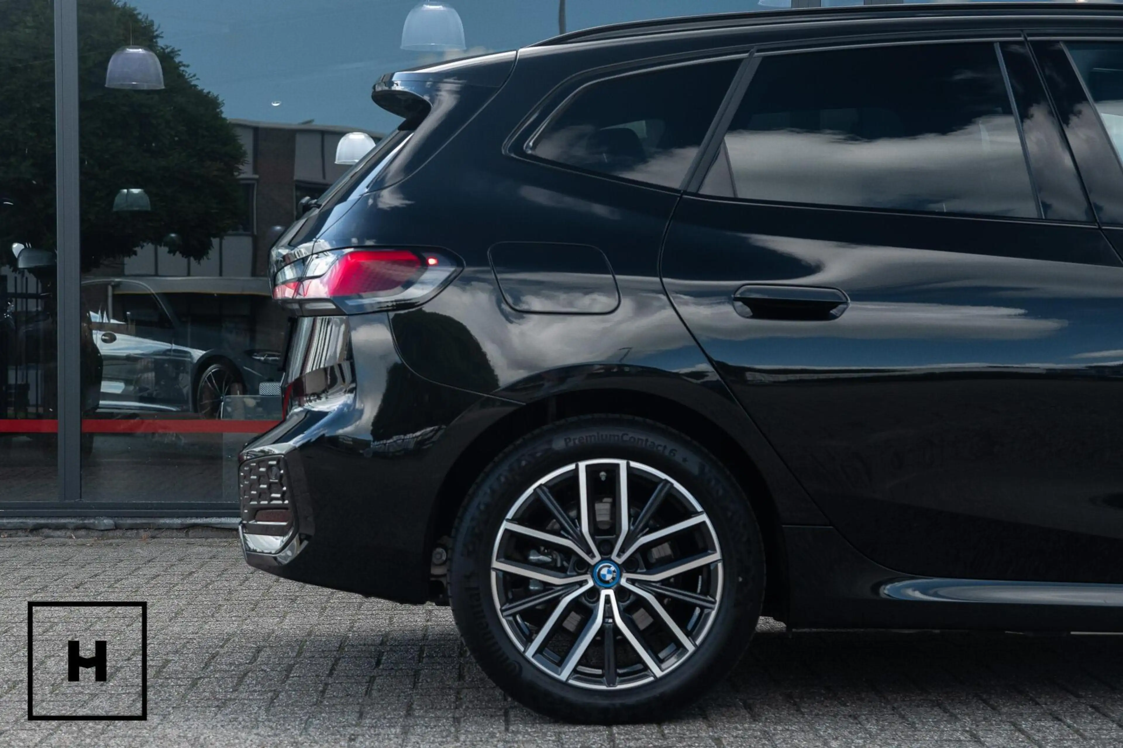 BMW 225 2-serie Active Tourer 225e xDrive M-Sport | Pano | — photo 18