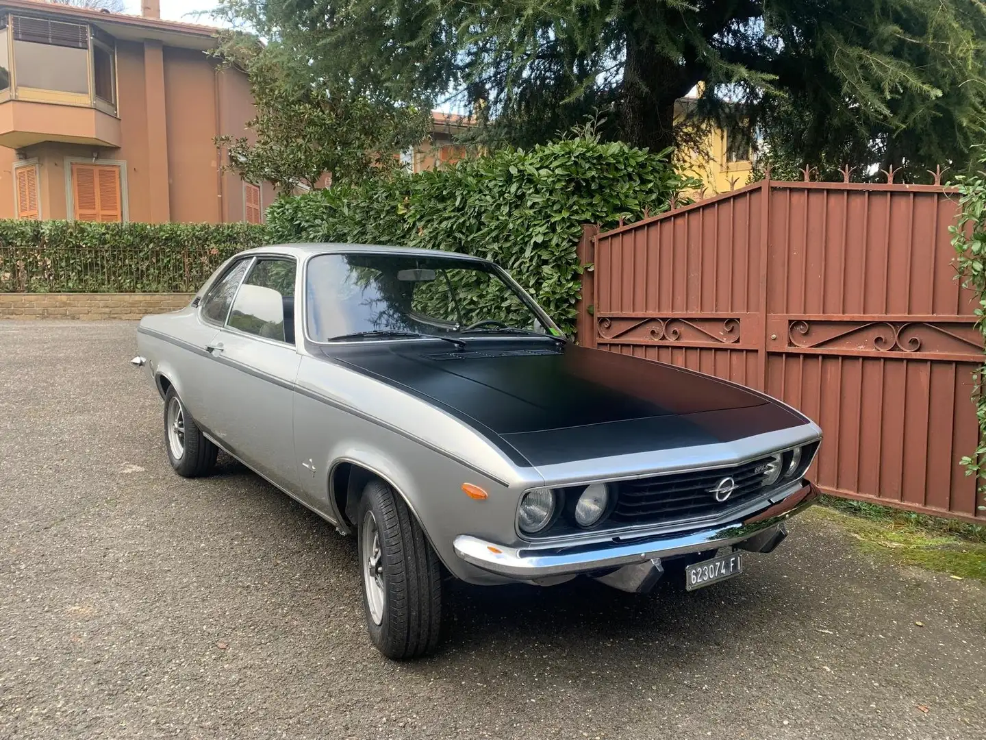 Opel Manta Argent - 2