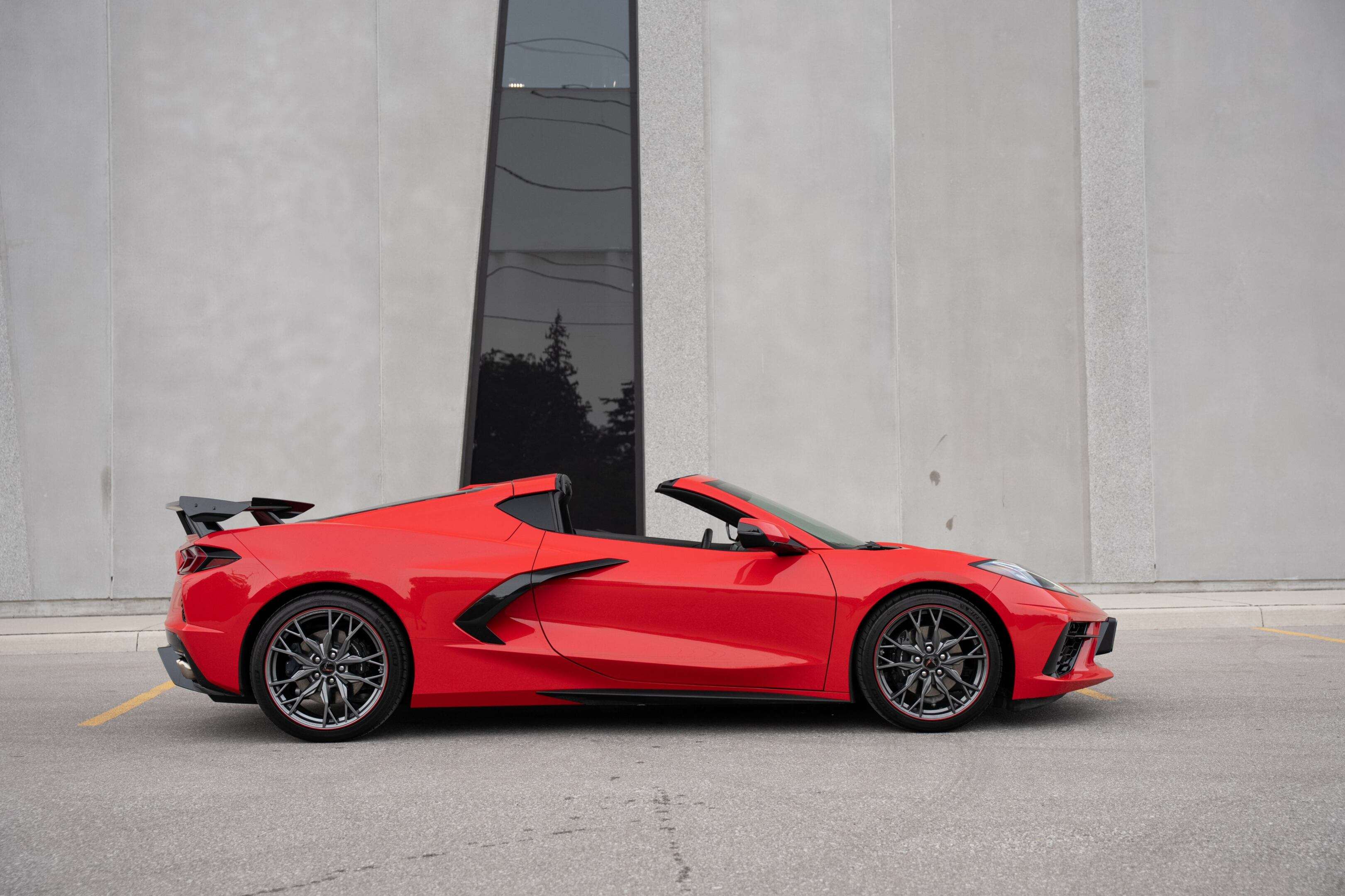 2026 Chevrolet Corvette 2dr Stingray Hardtop Convertible Cpe w/1LT| — снимка 1