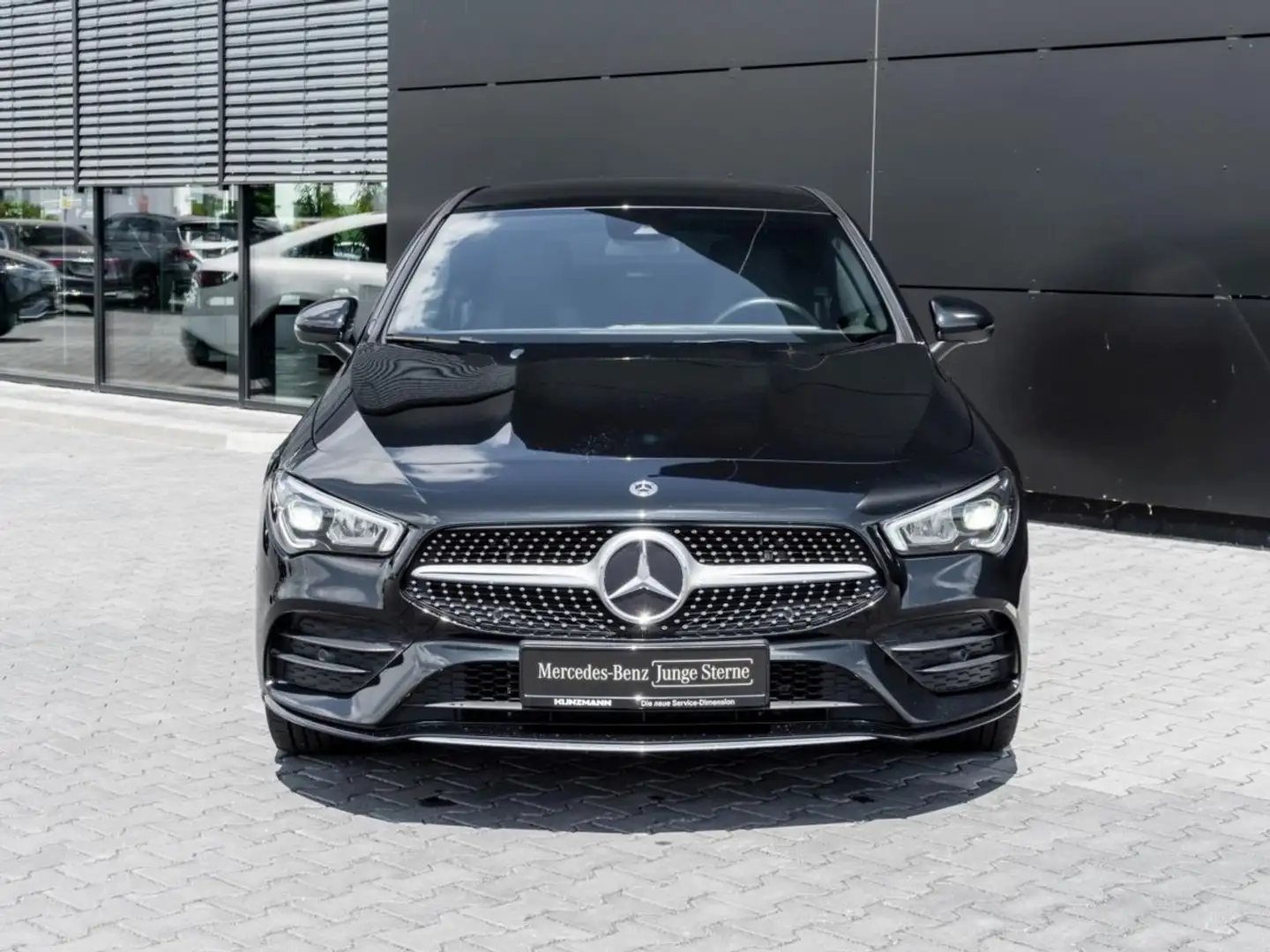 Mercedes-Benz CLA 250 e SB AMG MBUX Navi Kamera PublicCharging Schwarz - 2