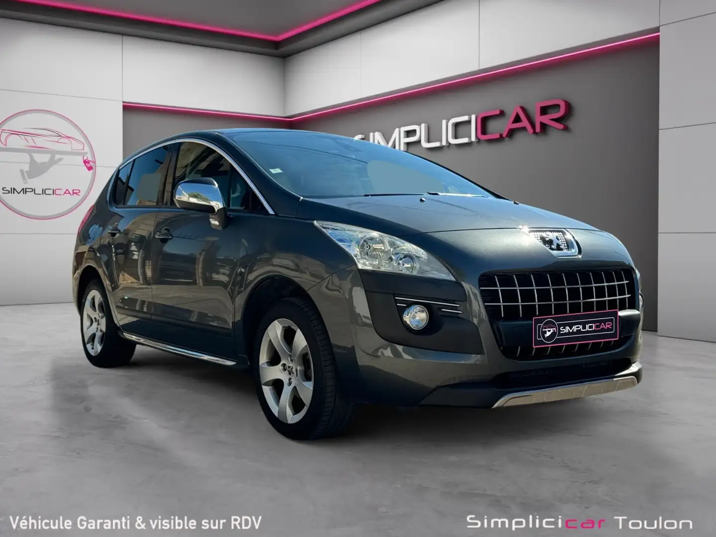 Peugeot 3008 3008 1.6 HDi 16V 112ch FAP Active Gris - 1