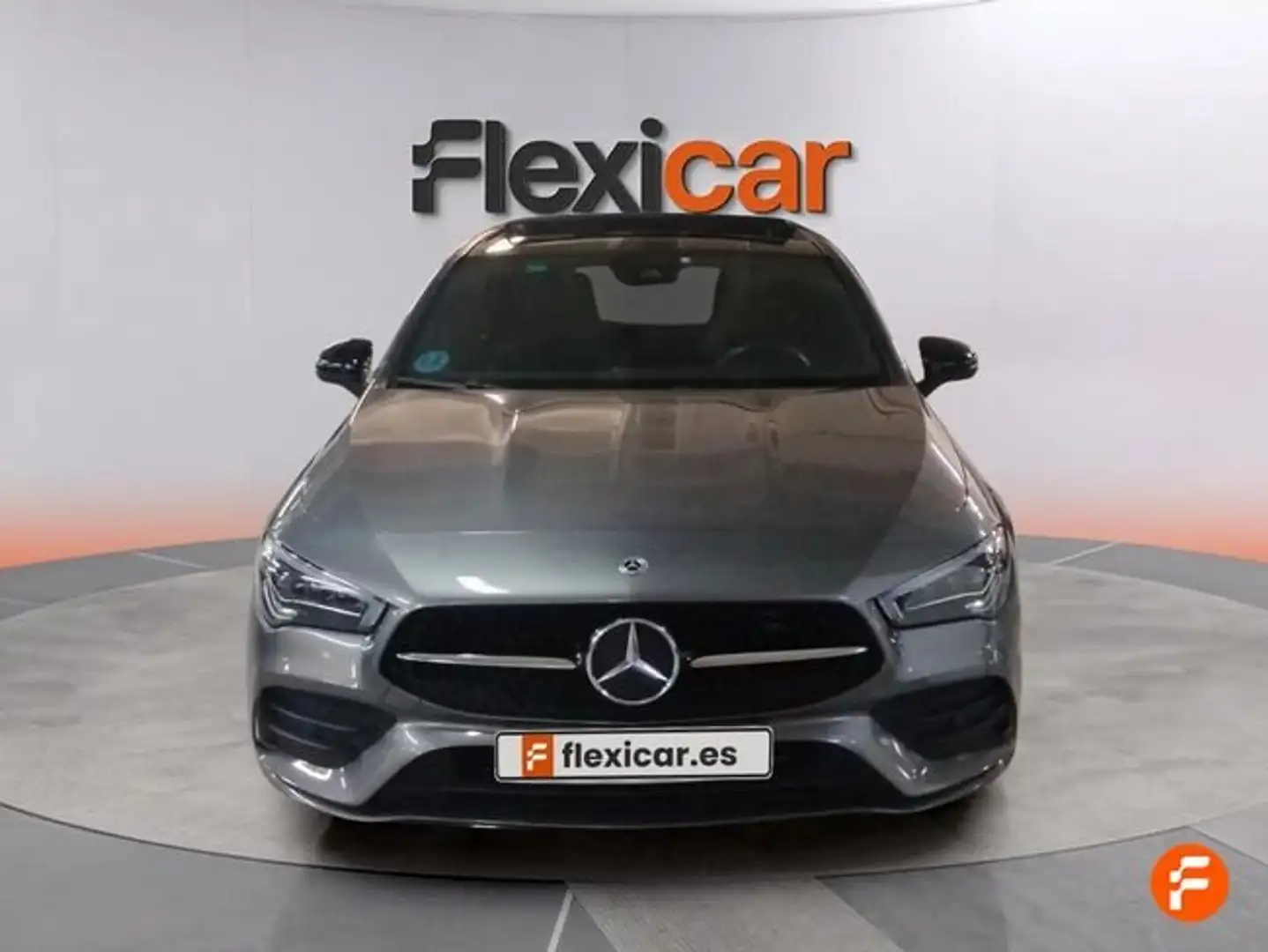 Mercedes-Benz CLA 200 Gris - 2
