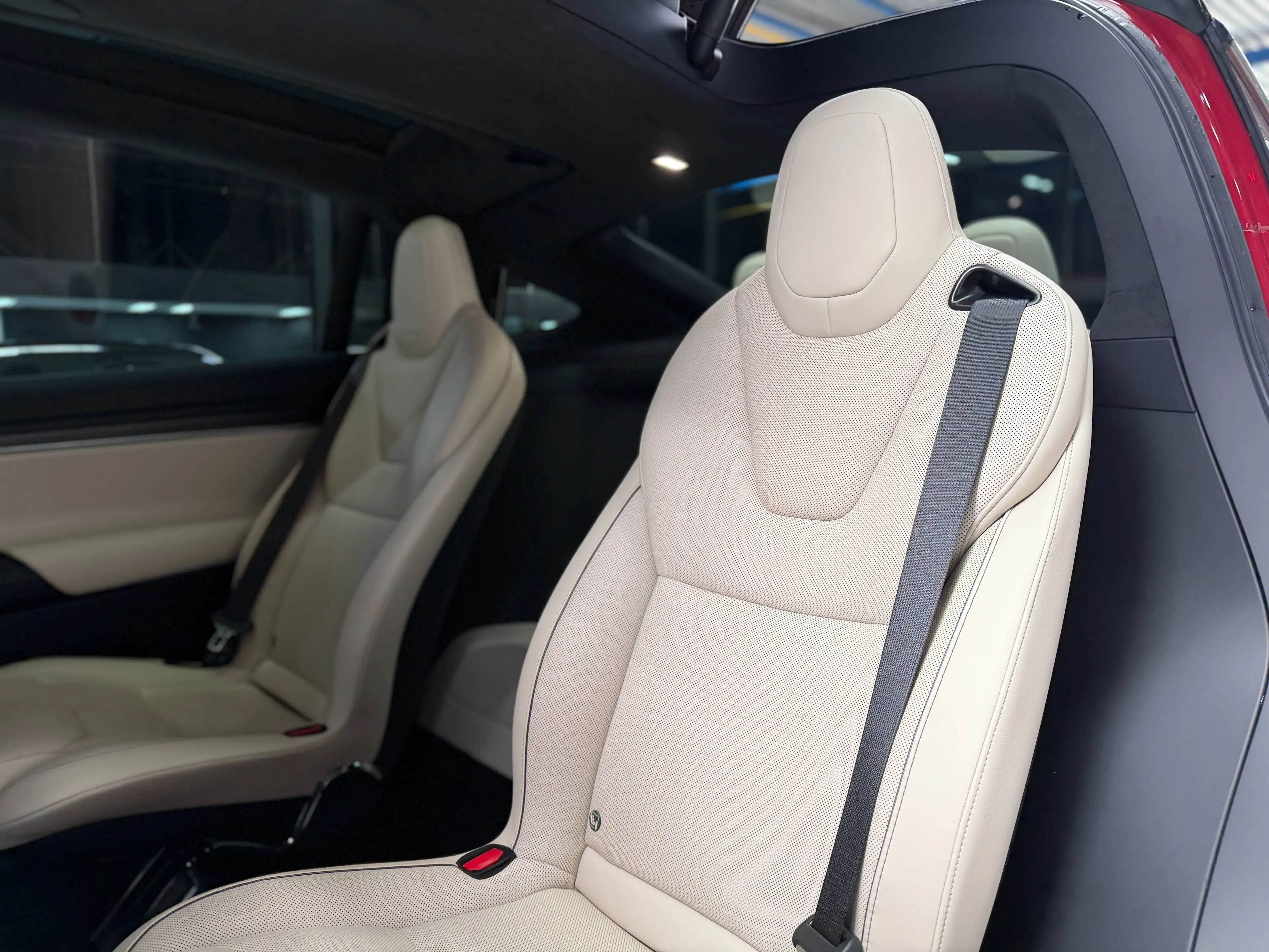 Tesla Model X PLAID - FULL WRAP SATIN RED - ENHANCED AUTOPILOT - 6 SEATS - 1.020HP - 22inch WHEELS — photo 13