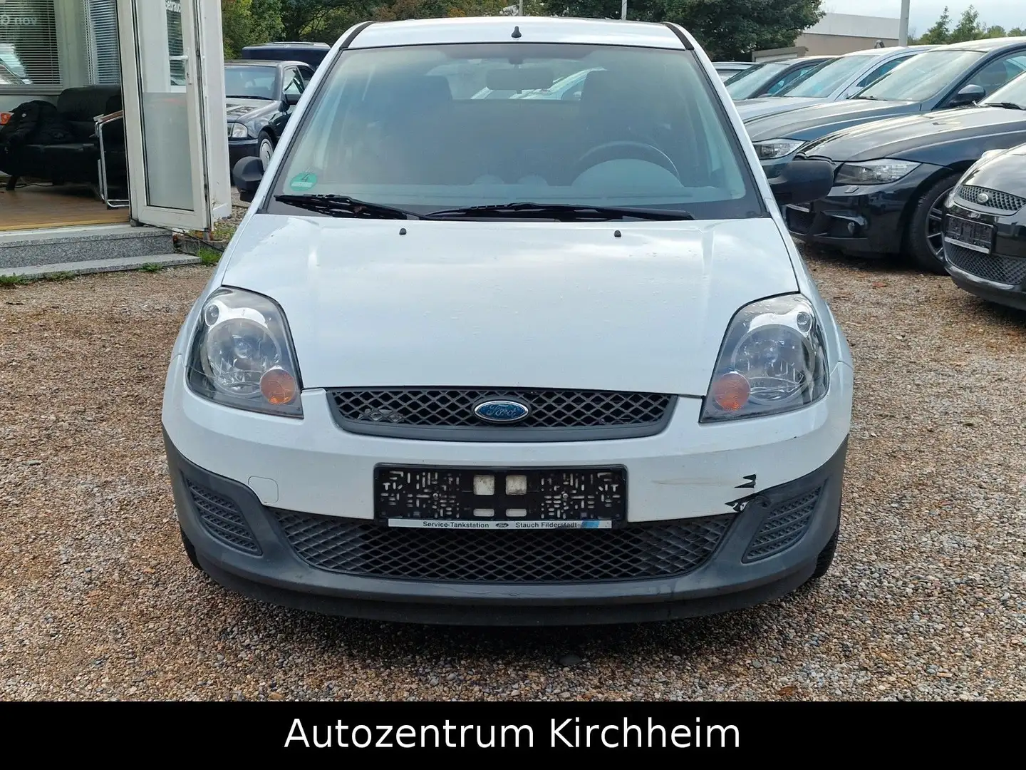 Ford Fiesta Ambiente Blanco - 2