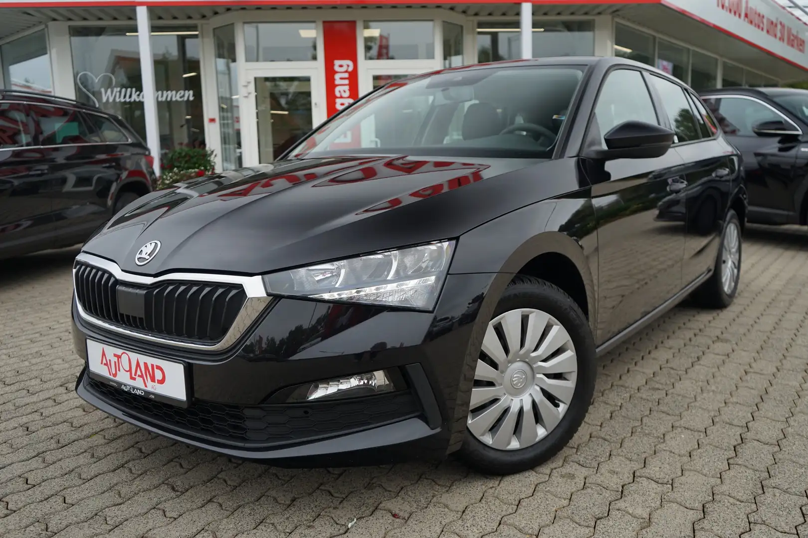 Skoda Scala 1.0 Cool Plus LED SmartLink Spurhalte DAB Schwarz - 2
