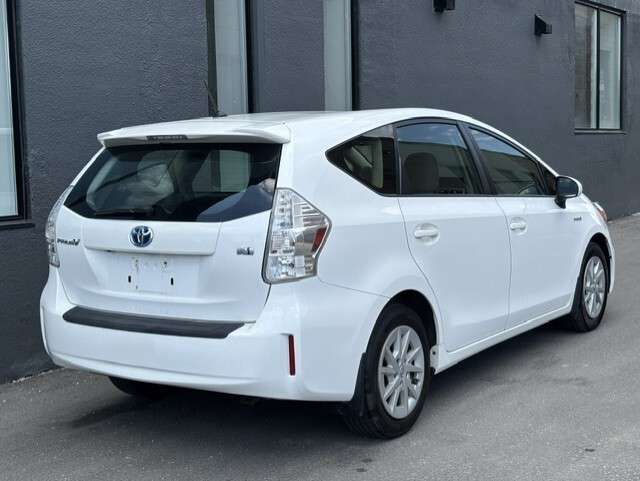 2014 Toyota Prius v