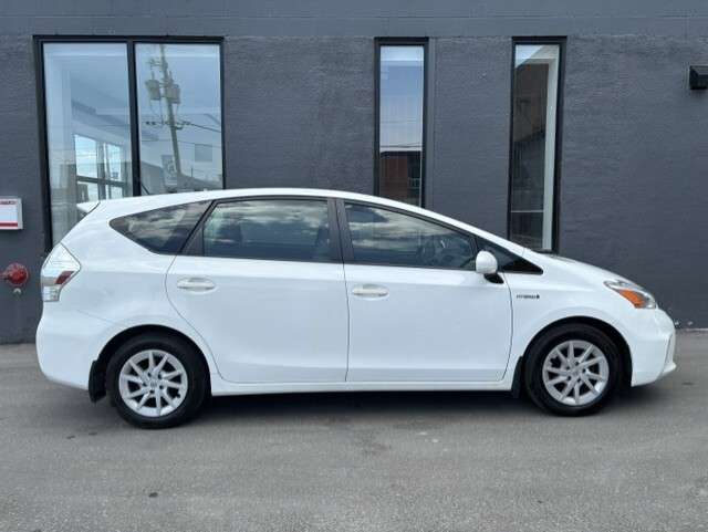 2014 Toyota Prius v