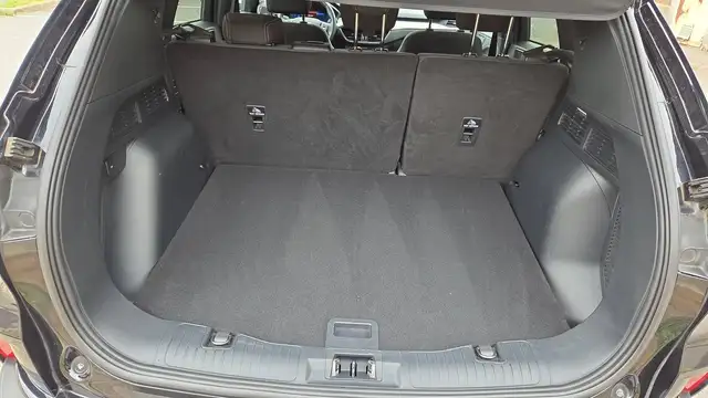 Ford Kuga view 14