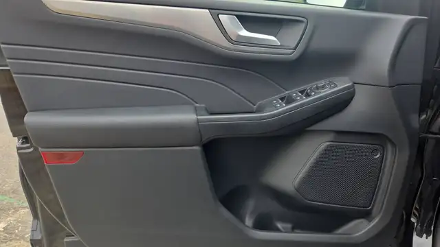 Ford Kuga view 7
