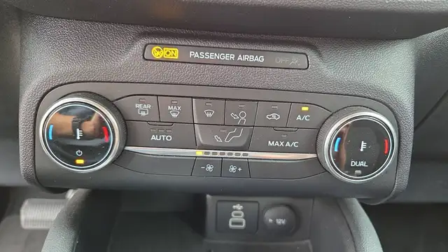 Ford Kuga view 13