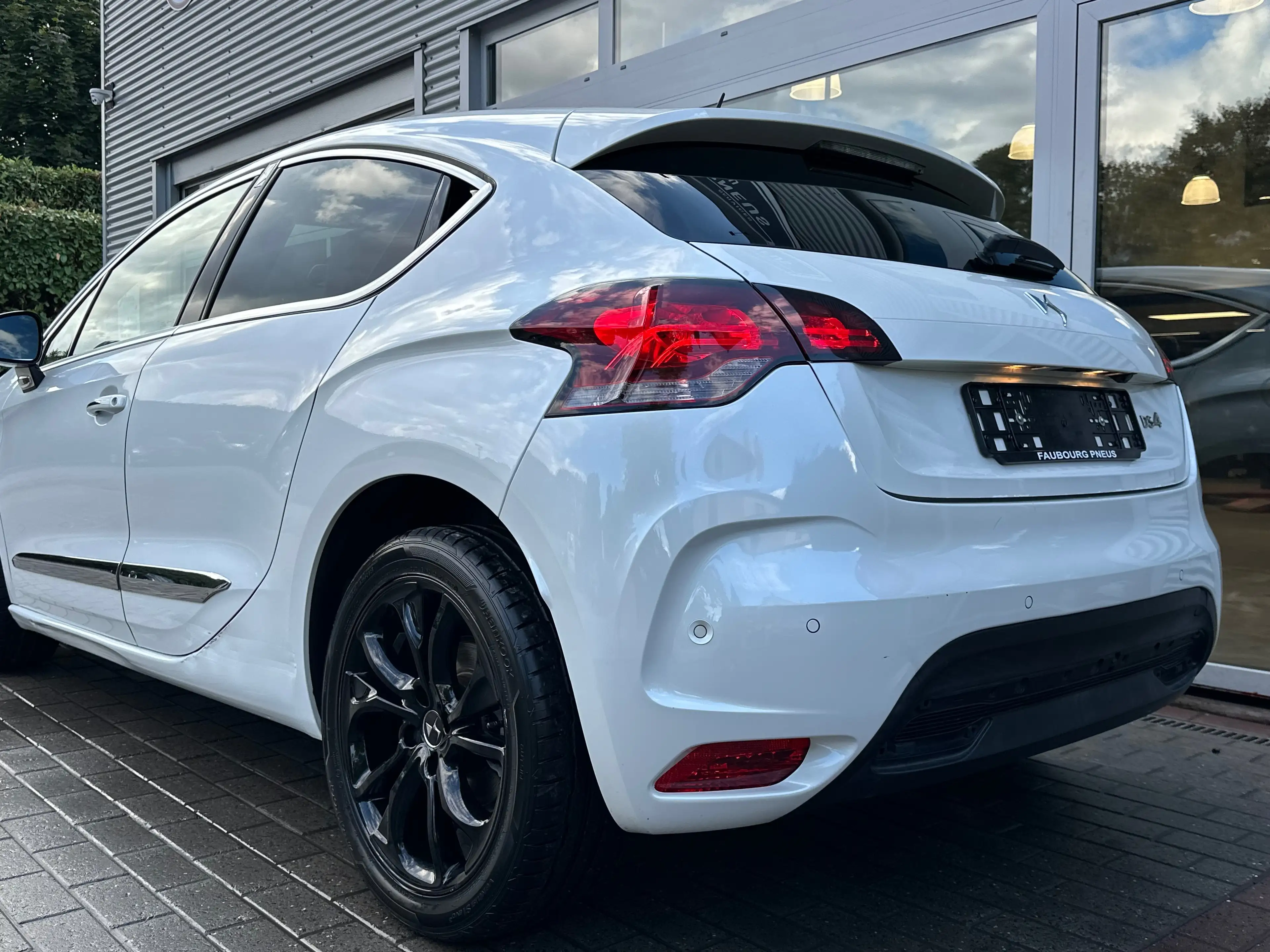 DS Automobiles DS 4 *1.6*121-kw*HISTORIQUE-100%-DS*CAMERA*CUIR* — photo 11