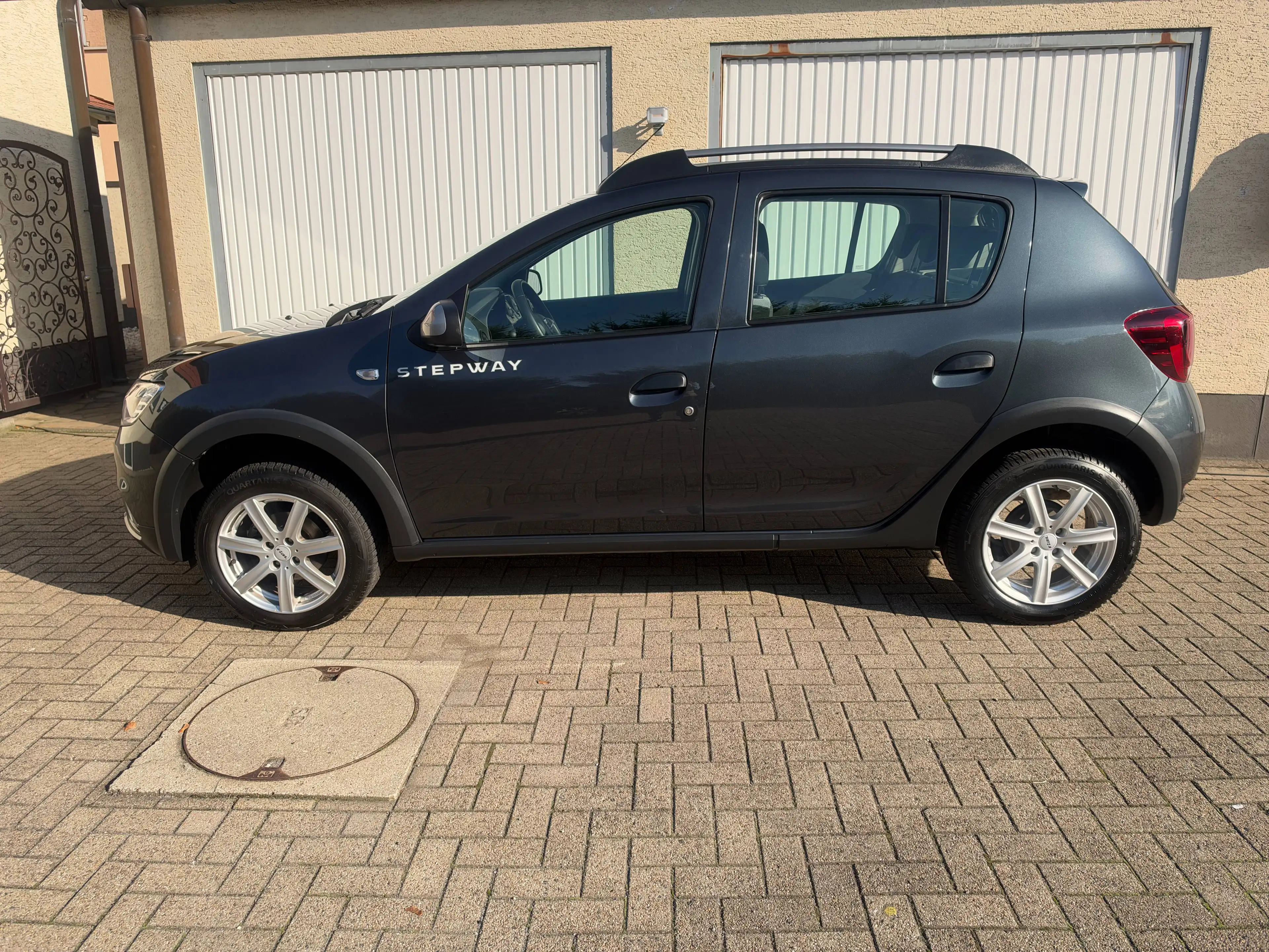 Dacia Sandero STEPWAY PRESTIGE KAMERA PDC MEDIA NAVI BLUETOOTH STARTSTOP TEMPOMAT — photo 3