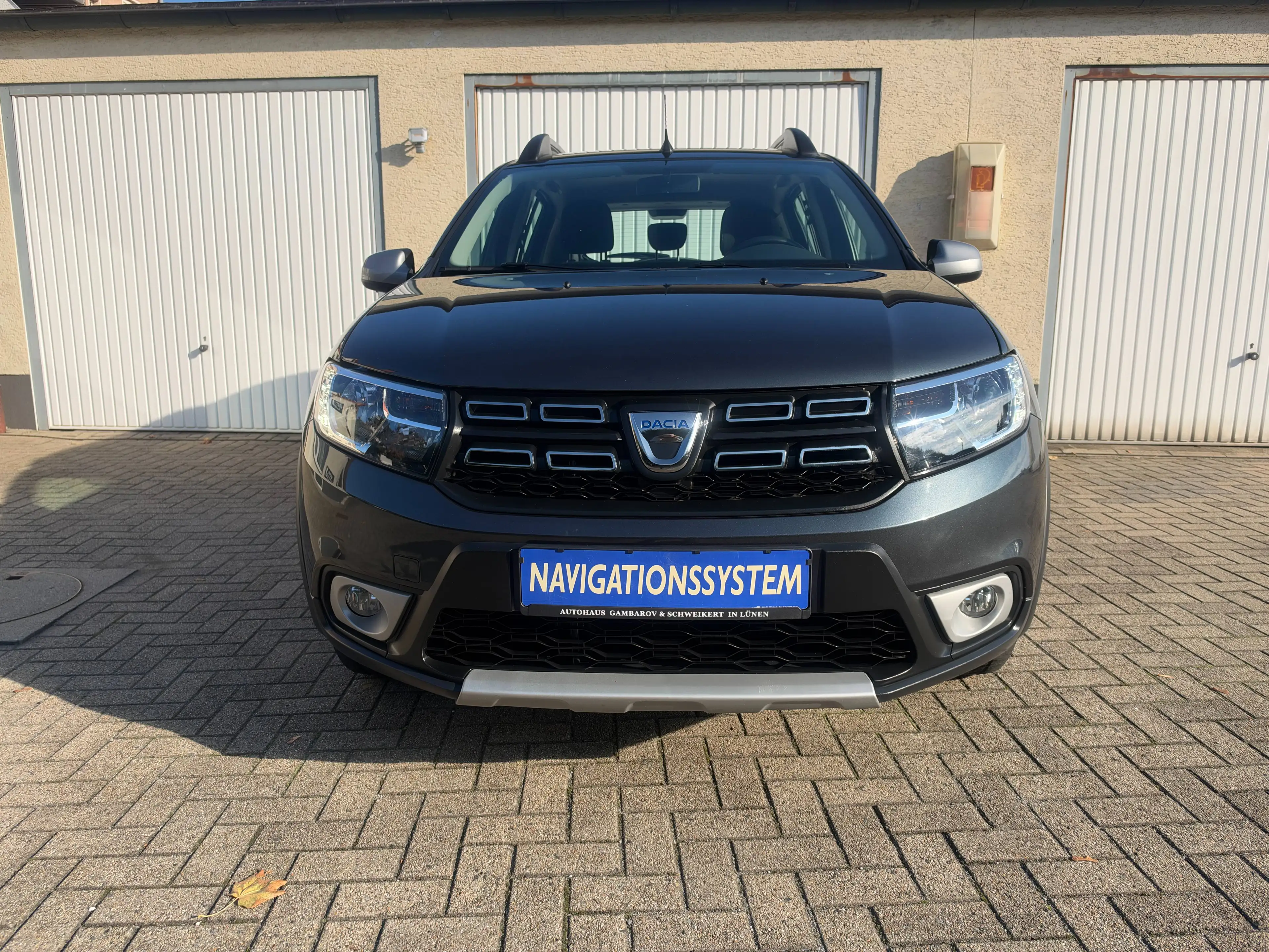 Dacia Sandero STEPWAY PRESTIGE KAMERA PDC MEDIA NAVI BLUETOOTH STARTSTOP TEMPOMAT