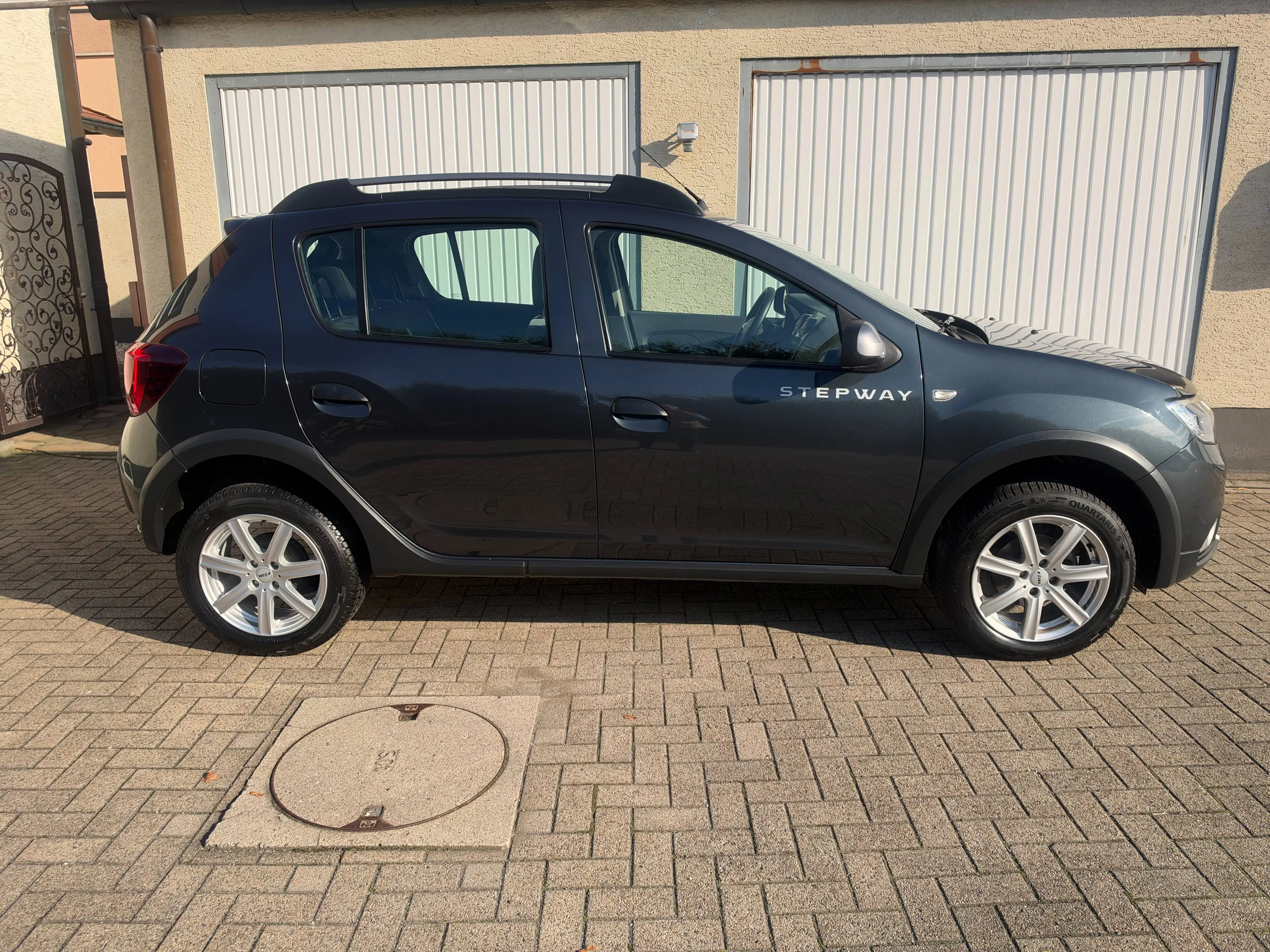 Dacia Sandero STEPWAY PRESTIGE KAMERA PDC MEDIA NAVI BLUETOOTH STARTSTOP TEMPOMAT — photo 7
