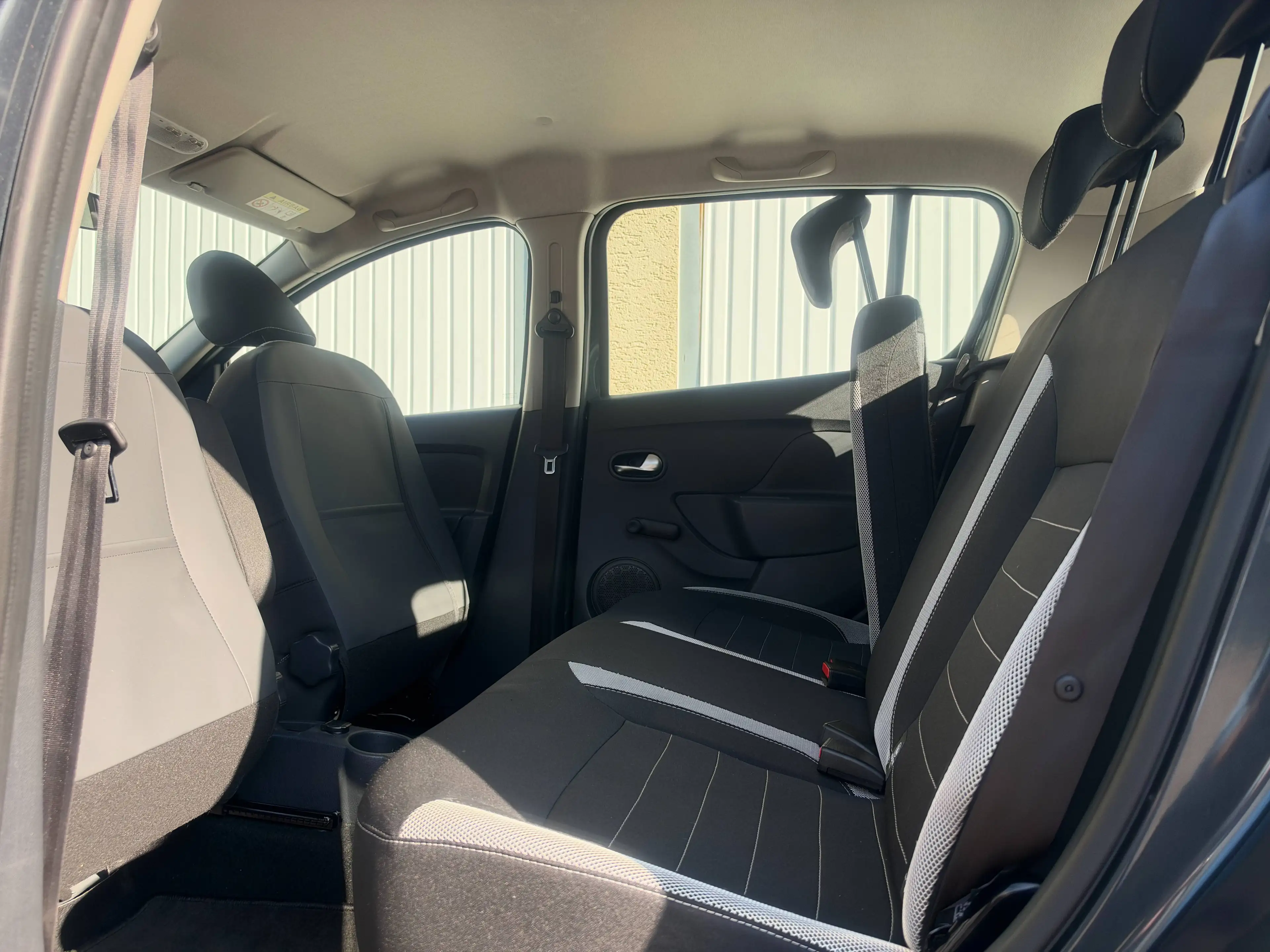 Dacia Sandero STEPWAY PRESTIGE KAMERA PDC MEDIA NAVI BLUETOOTH STARTSTOP TEMPOMAT — photo 17