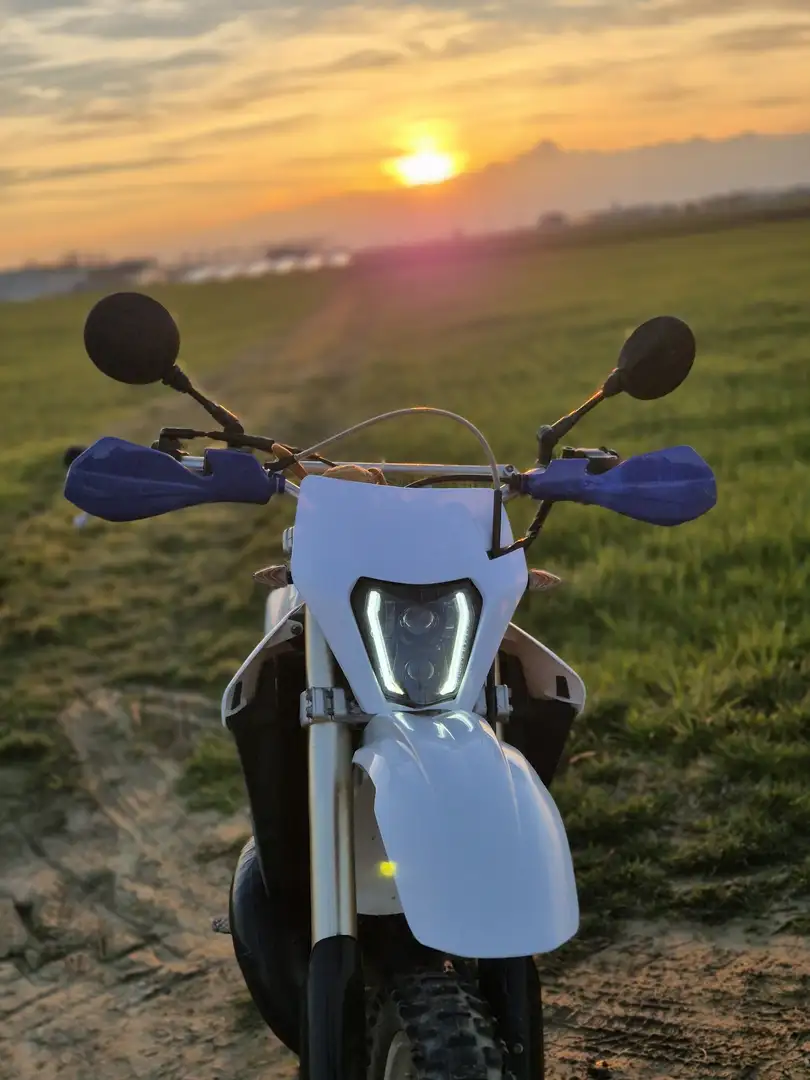 Husqvarna WRE 125 Bianco - 1