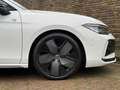 Volkswagen Passat 1.5 eTSI R-Line Massage stoelen 360 Camera Black S Wit - thumbnail 12