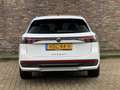 Volkswagen Passat 1.5 eTSI R-Line Massage stoelen 360 Camera Black S Wit - thumbnail 10