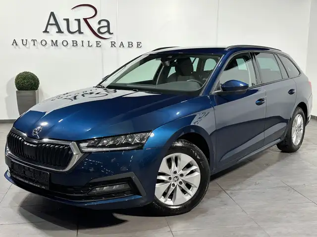 Skoda Octavia view 2