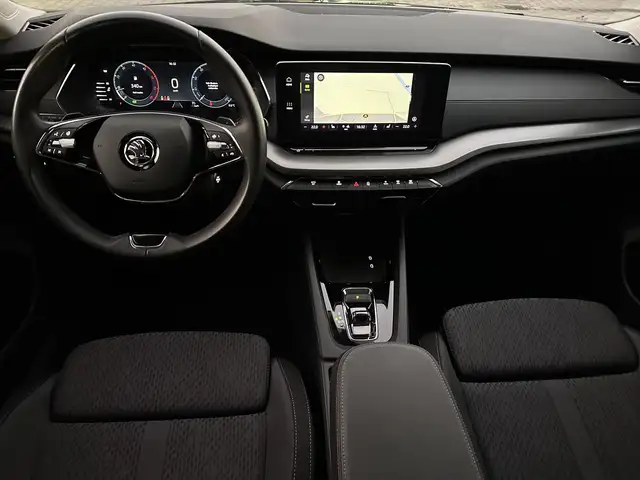 Skoda Octavia view 9