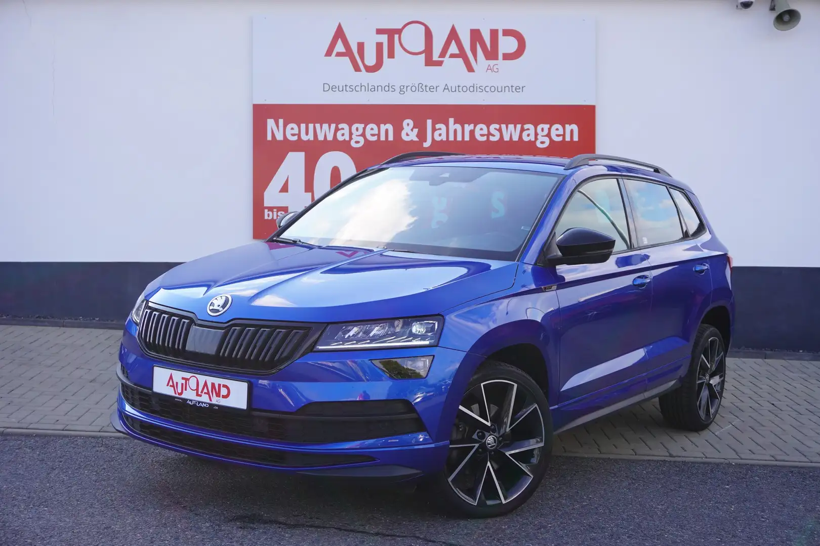 Skoda Karoq 1.5 16V TSI Sportline DSG LED Navi PDC AHK Bleu - 2