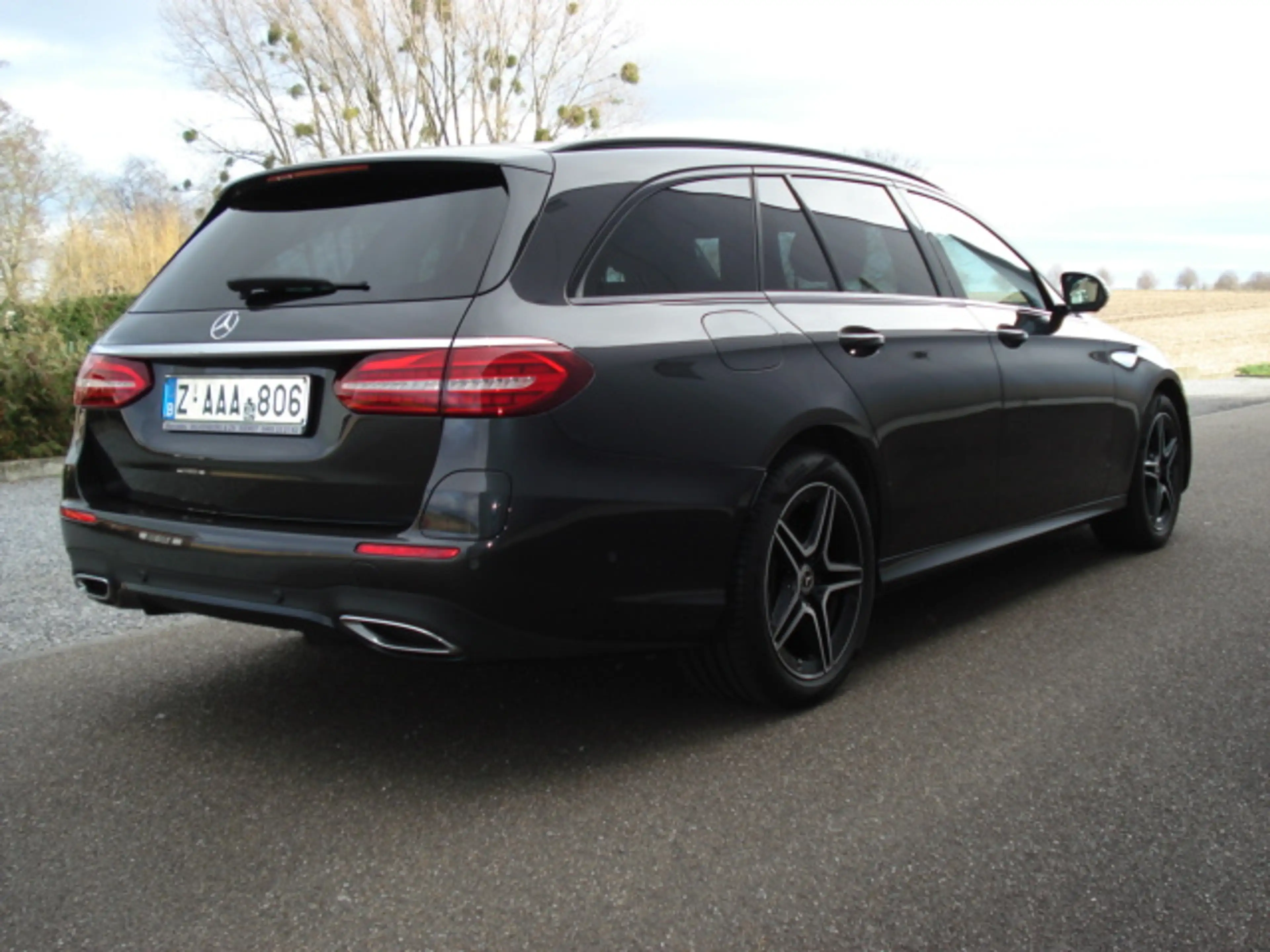 Mercedes-Benz E 300 E 300 e PHEV AMG Line trekh schuifdak — photo 8