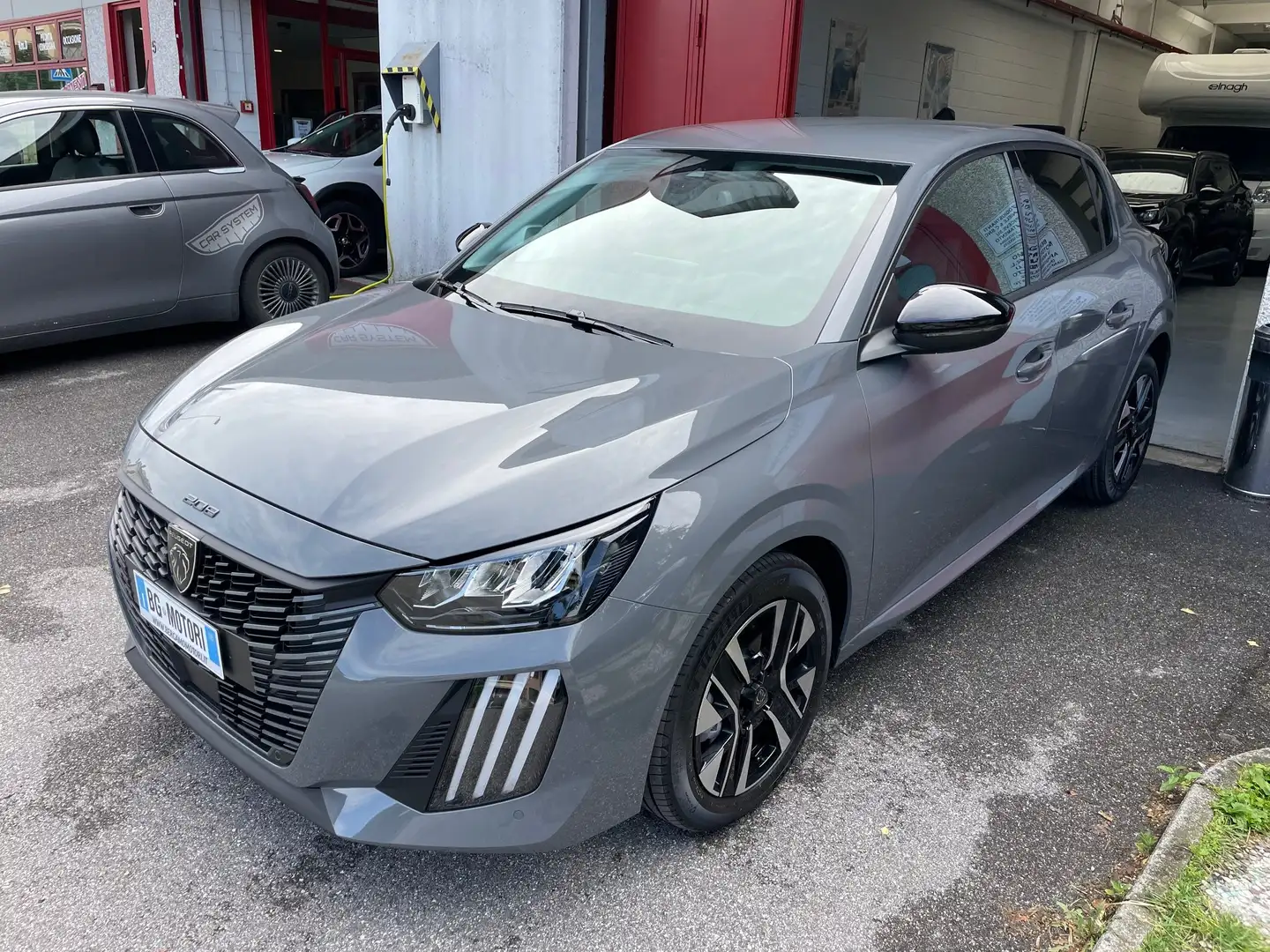 Peugeot 208 208 1.2 hybrid Allure 100cv e-dcs 6 ok neopat. Grijs - 1
