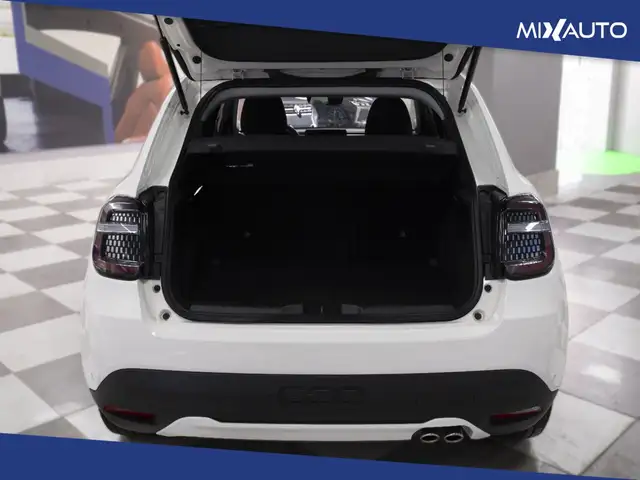Fiat 600 view 7