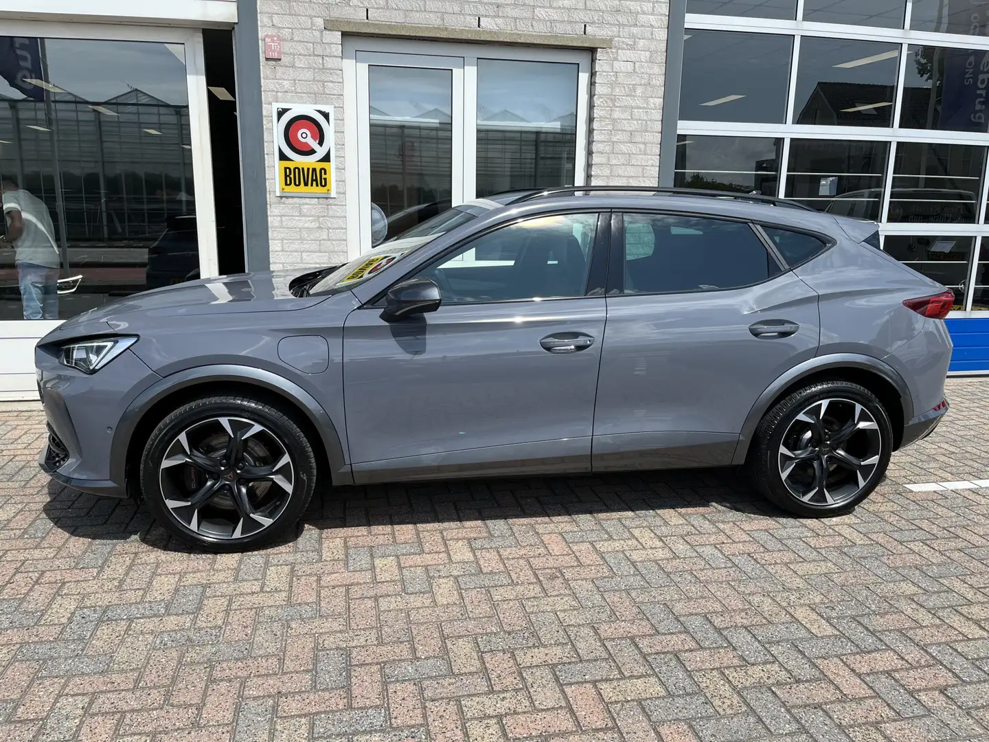 CUPRA Formentor 1.4 e-Hybrid VZ Performance / AUTOMAAT/ KEYLESS/ P Gris - 2