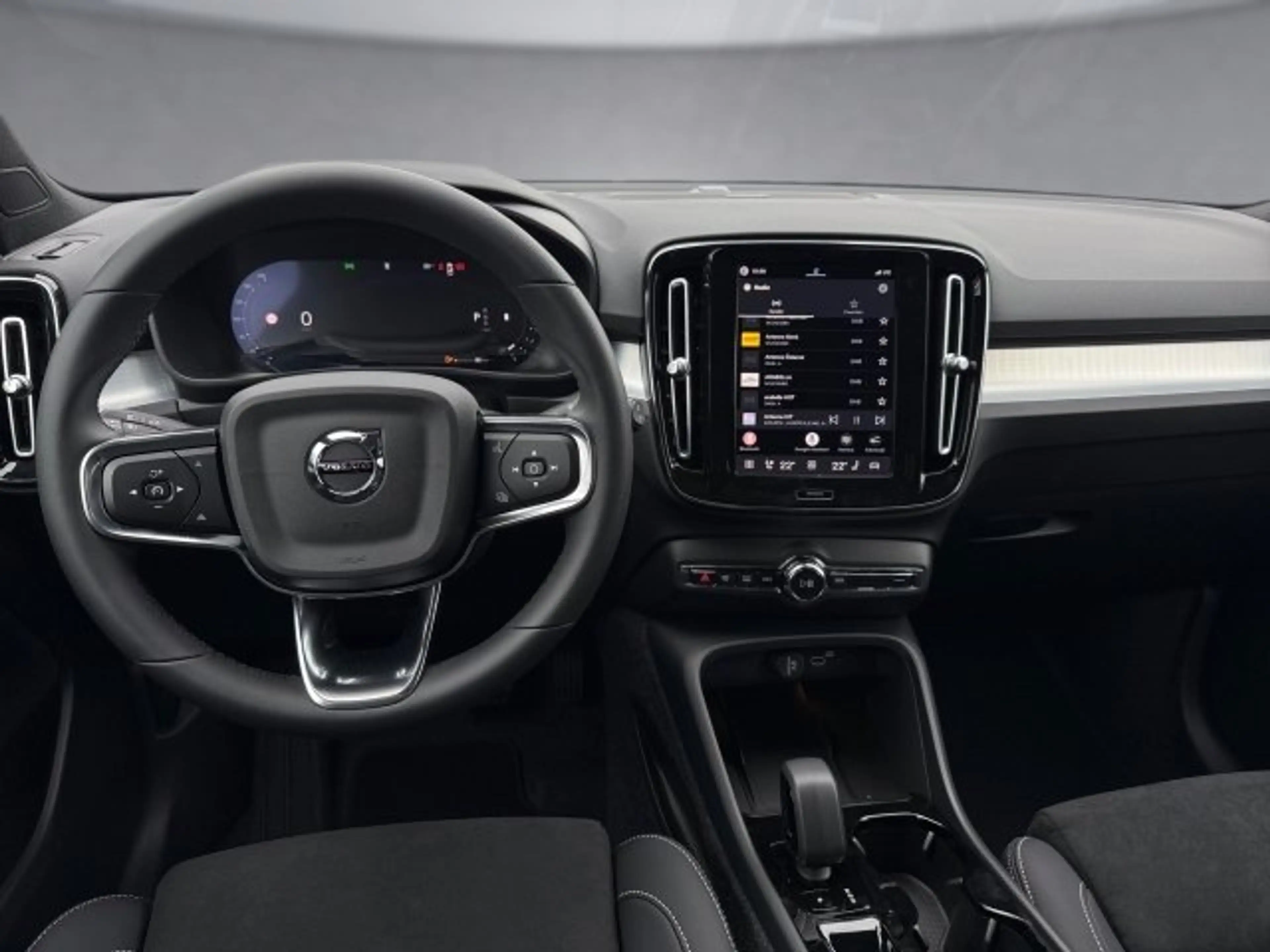 Volvo XC40 Black Edition Ultra, B3 Mild Hybrid, Benzin — photo 9
