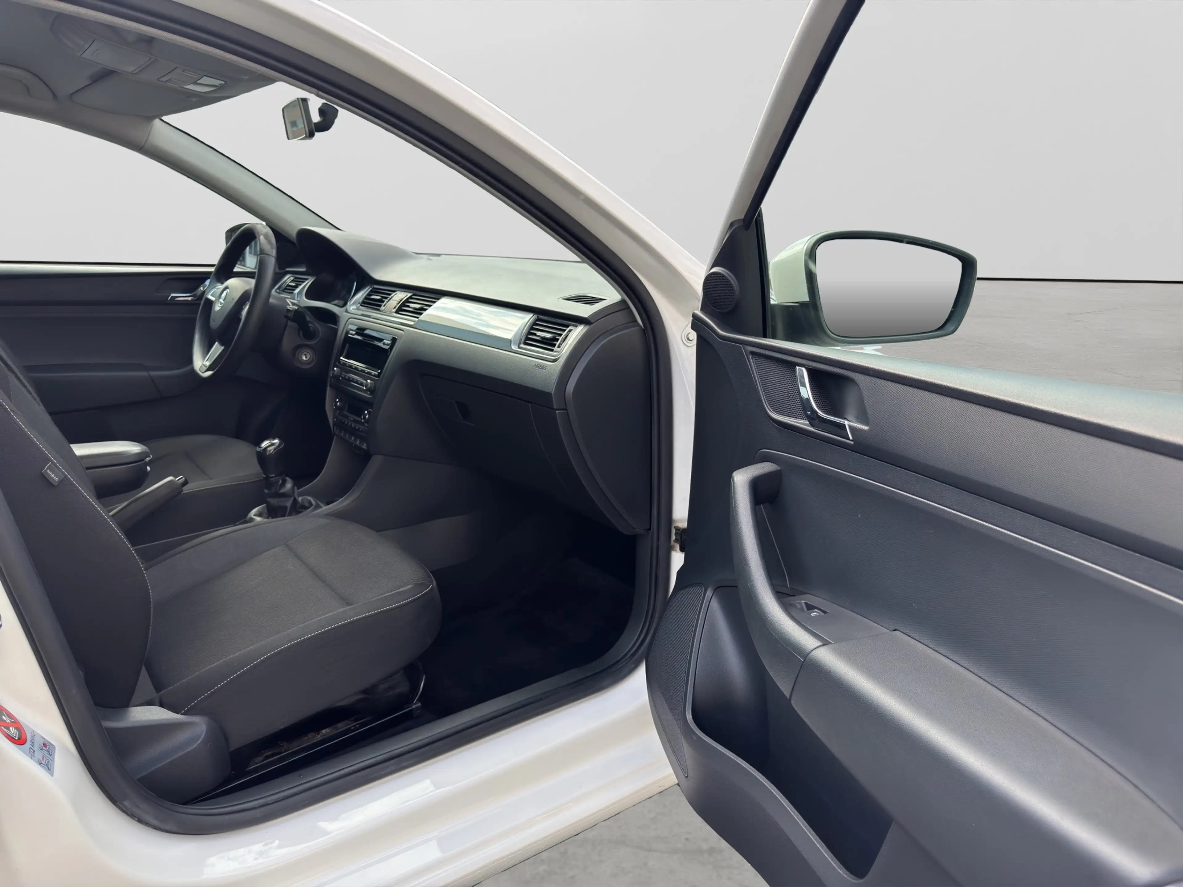 Skoda Rapid/Spaceback Ambition — photo 11
