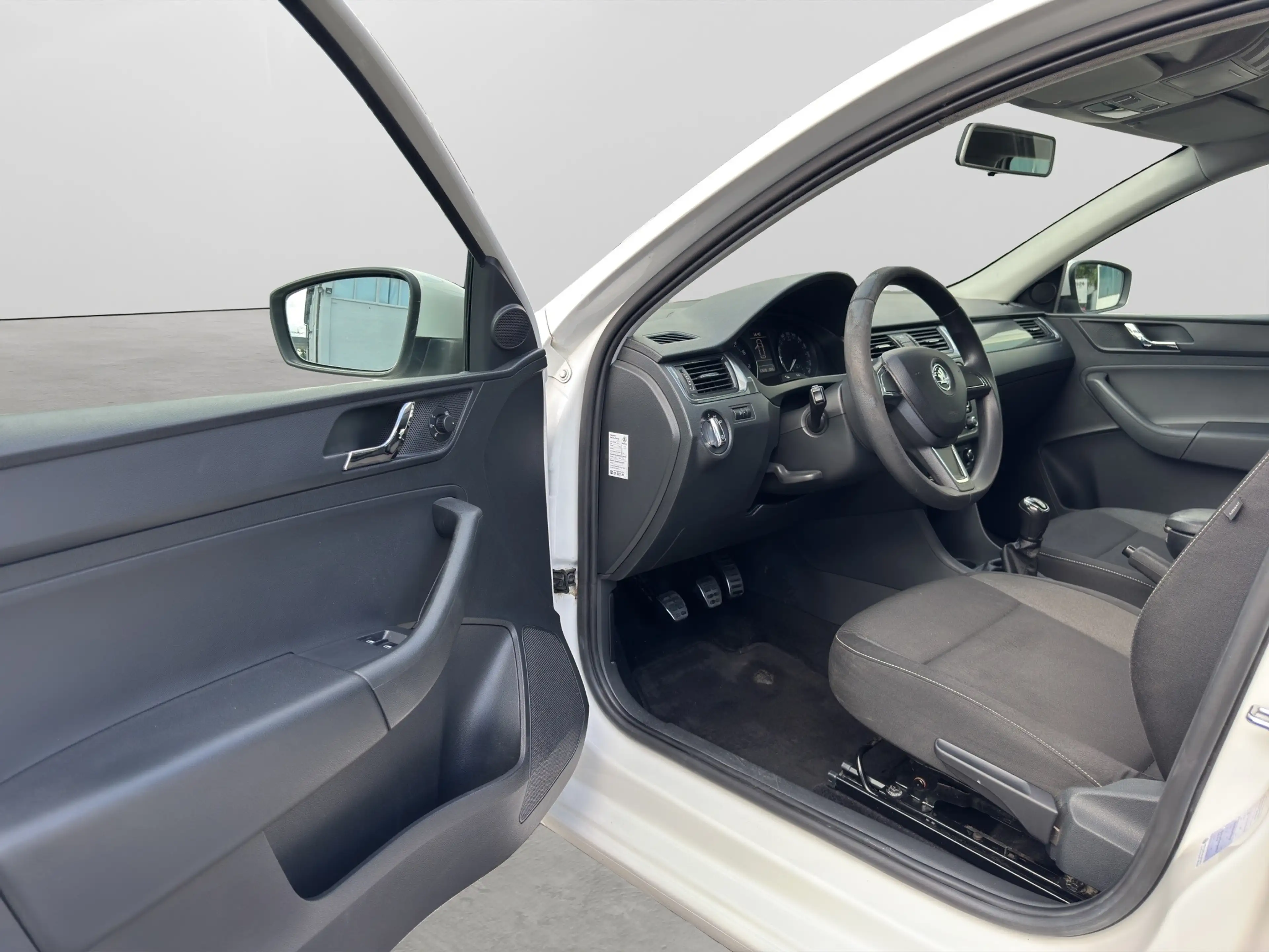 Skoda Rapid/Spaceback Ambition — photo 9