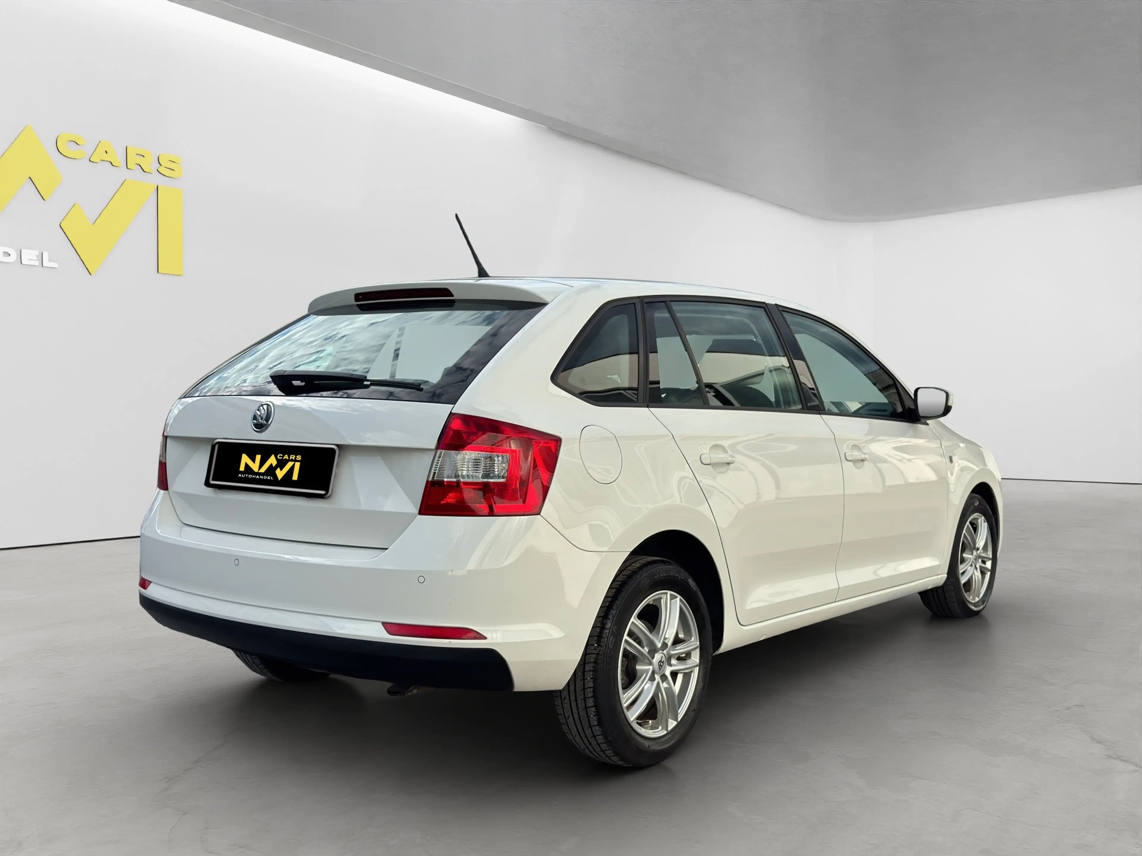 Skoda Rapid/Spaceback Ambition — photo 5