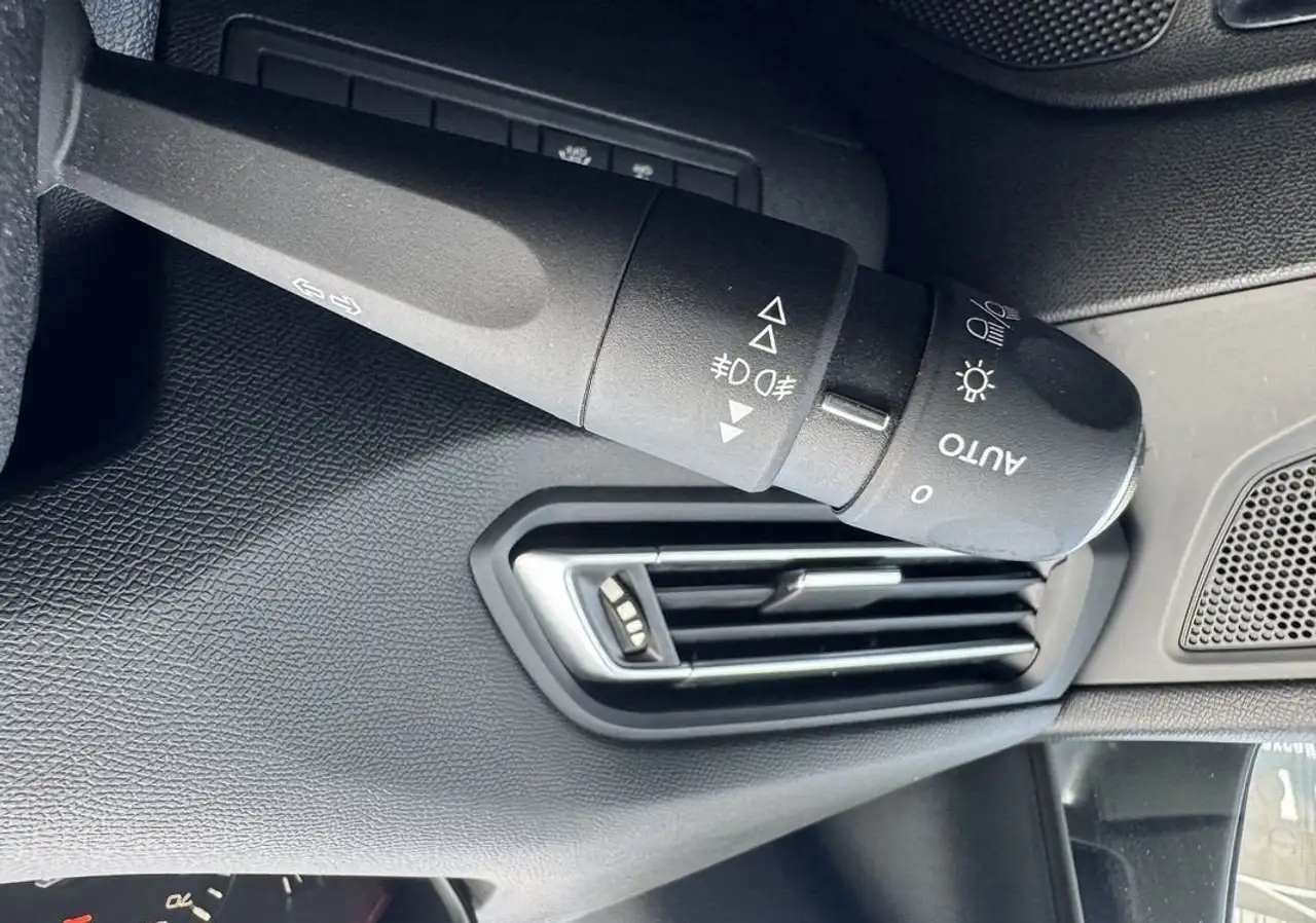 Peugeot 308 308 — photo 21