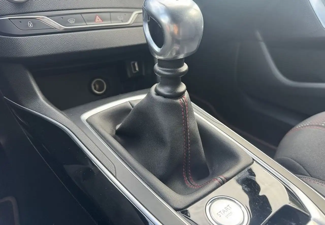 Peugeot 308 308 — photo 16