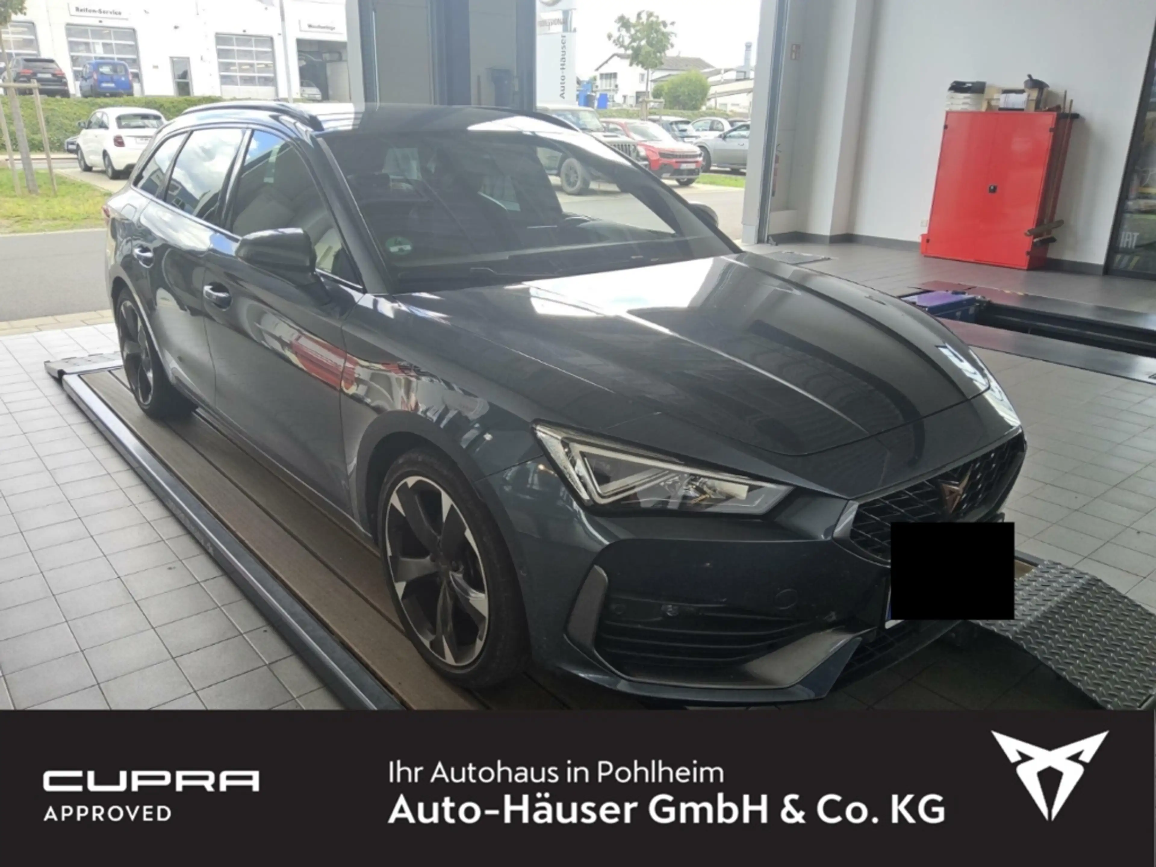 CUPRA Leon Sportstourer 1.5 eTSI DSG NAVI KAMERA PARK ACC LED — photo 3