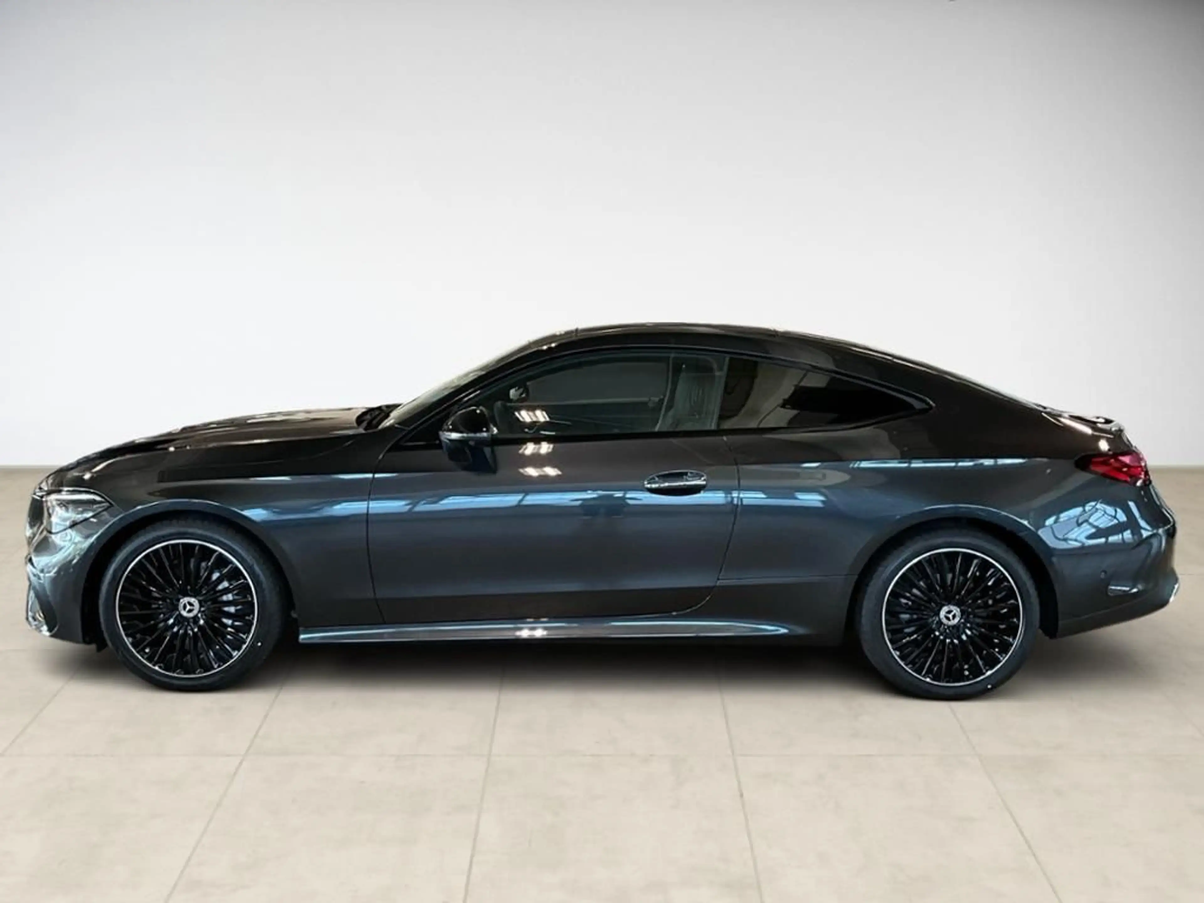 Mercedes-Benz CLE 220 d AMG 360 AHK AUT Fernlichtass. Kam. LED — photo 3
