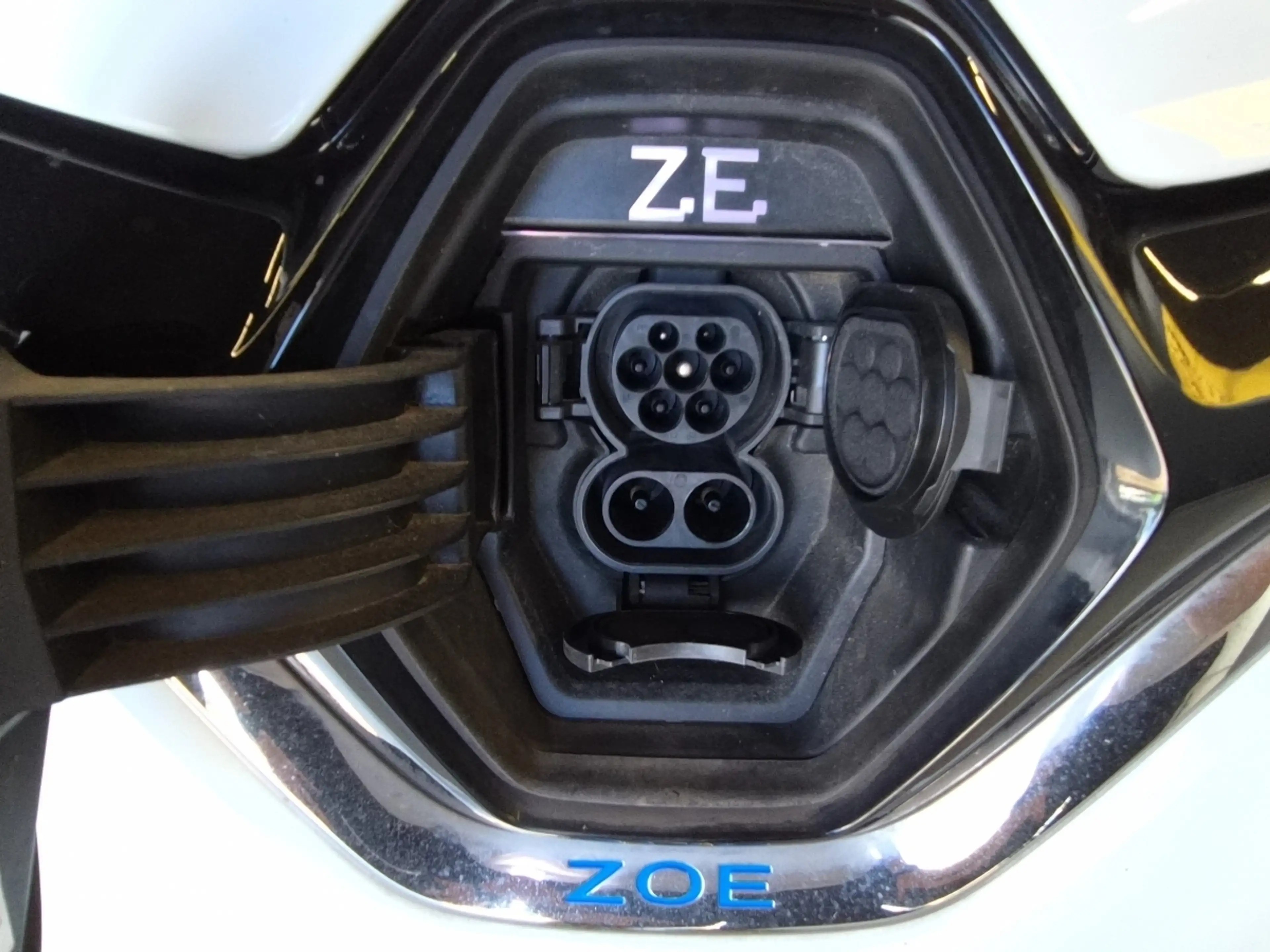 Renault ZOE Z.E.50 EXPERIENCE Klima Navi PDC — photo 6
