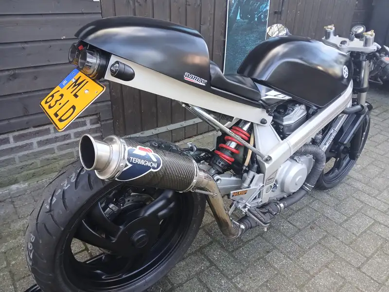 Honda NT 650 - foto 7