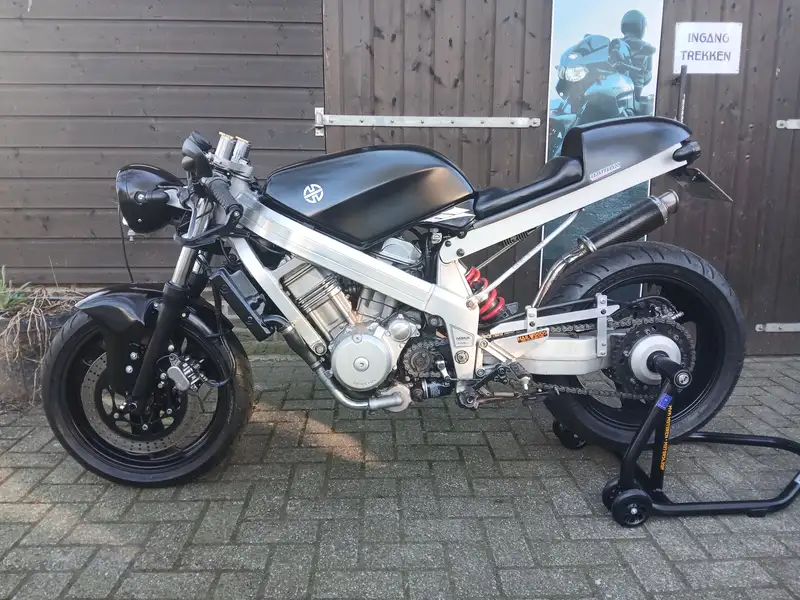 Honda NT 650 - foto 2