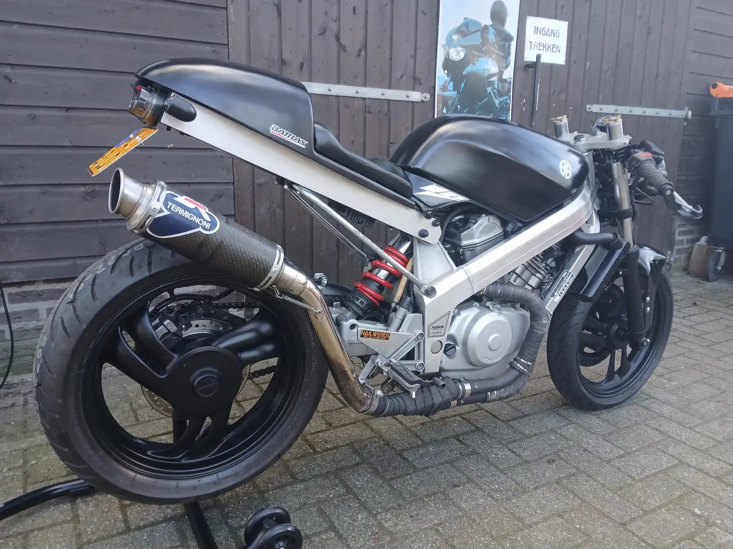 Honda NT 650 GT647 Hawk Negro - 1