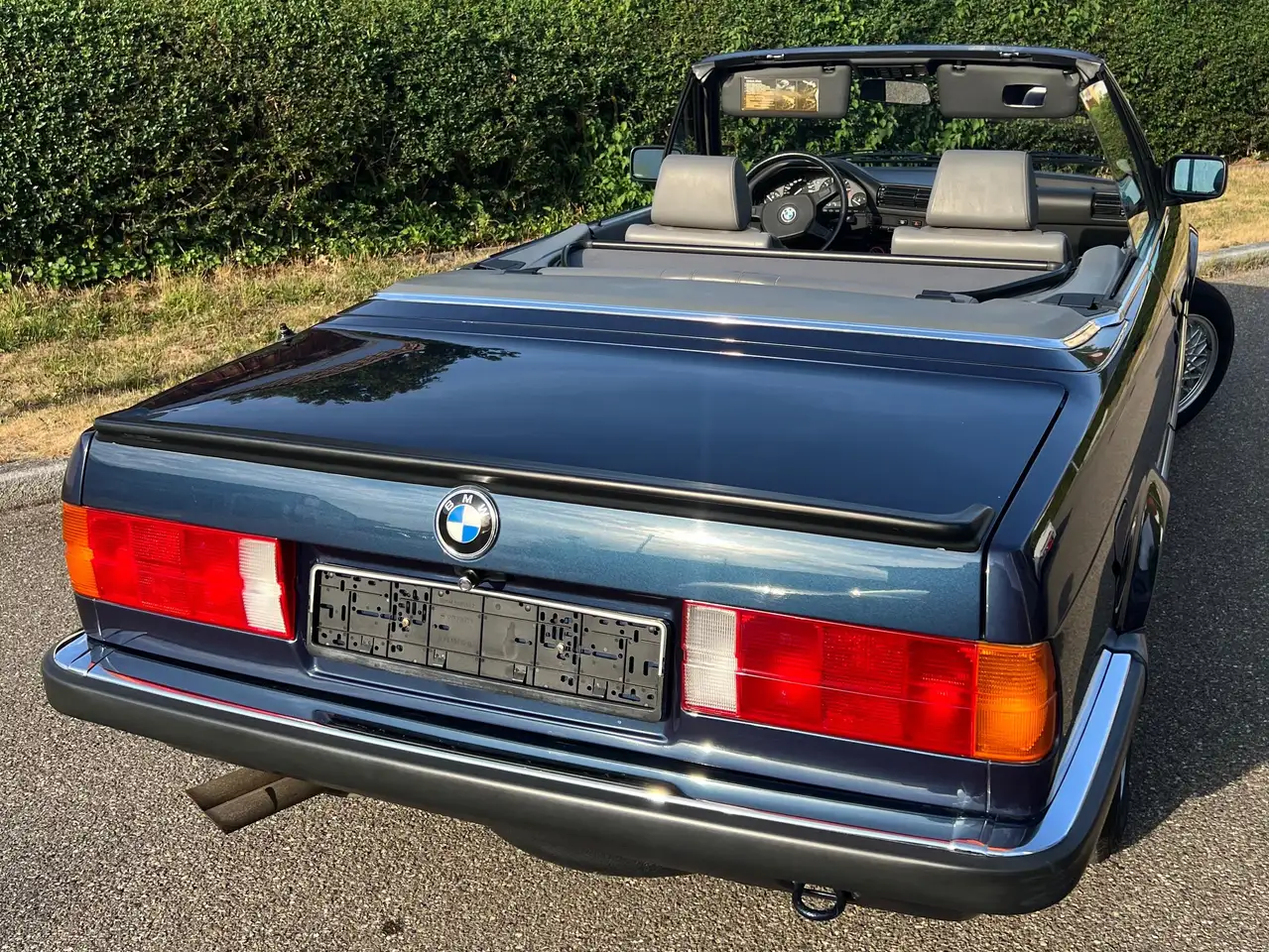 BMW 320i, foto 4