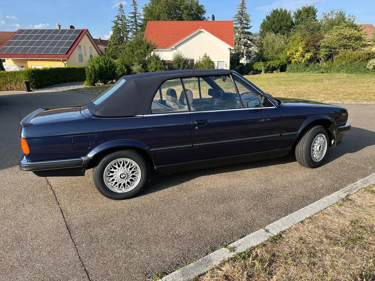 BMW 320i, foto 3
