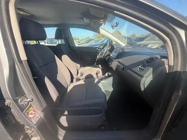 Volkswagen Golf Plus view 14
